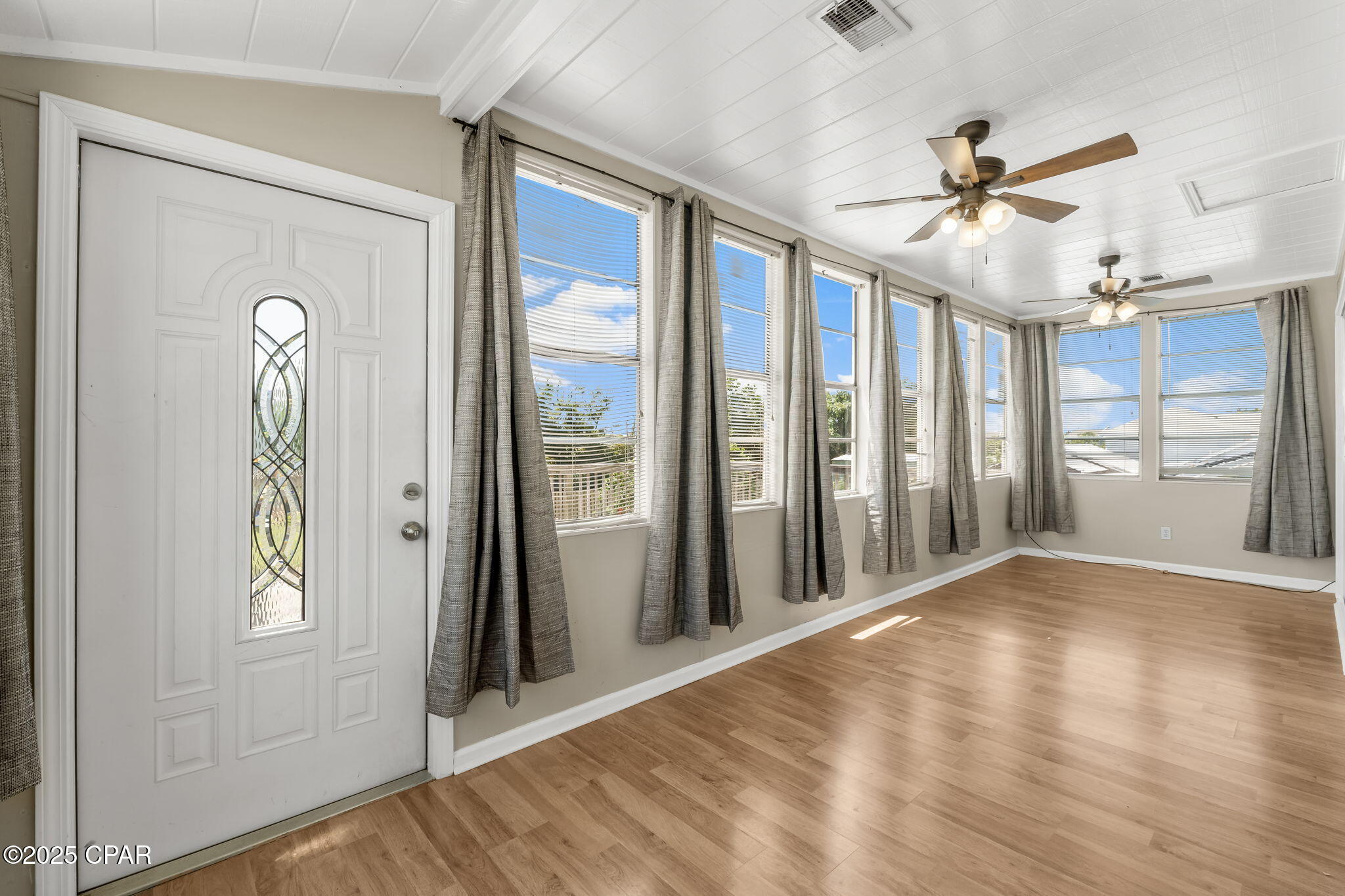 Kiska Beach - Residential