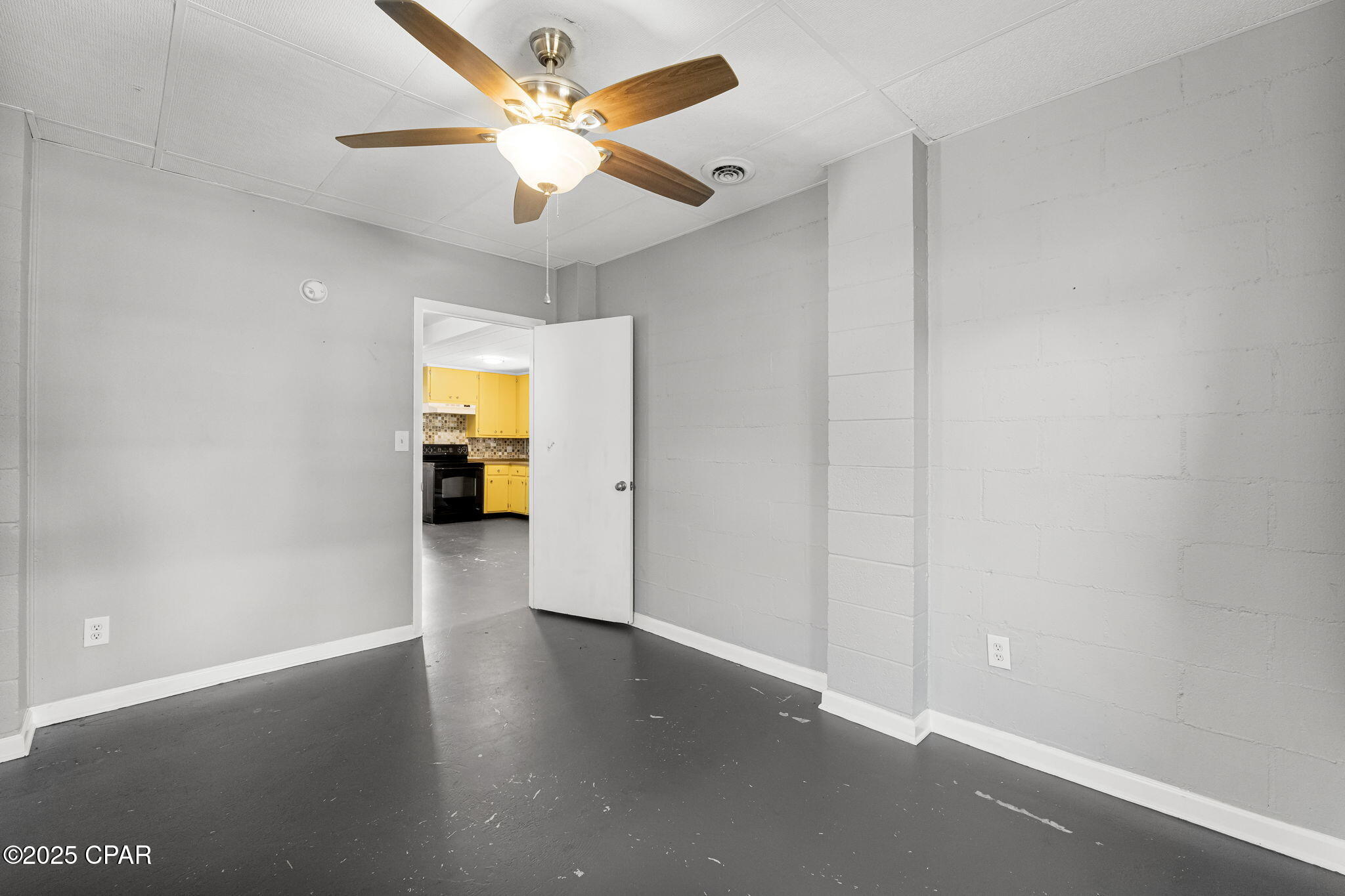 Kiska Beach - Residential