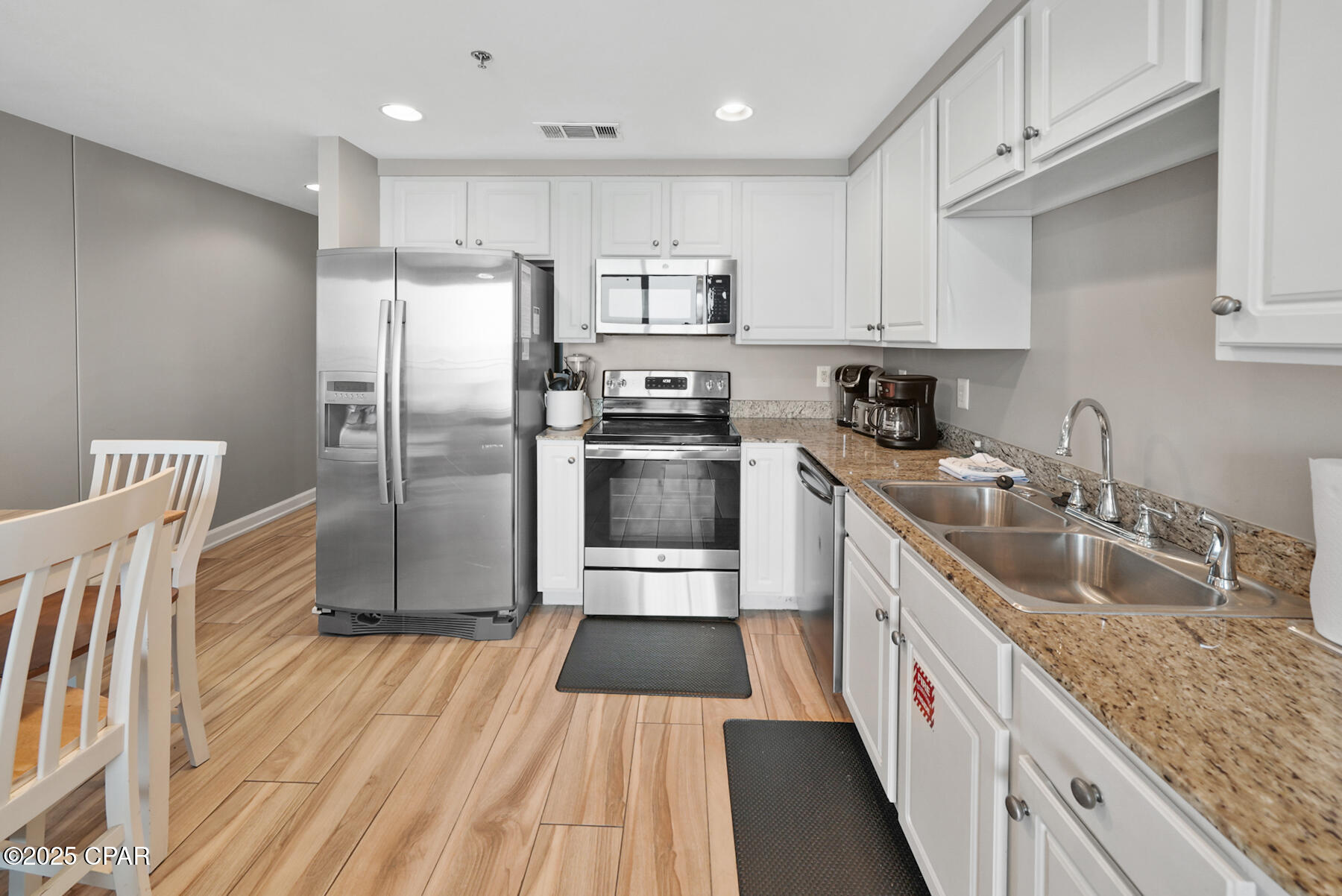 Splash Condo - Residential