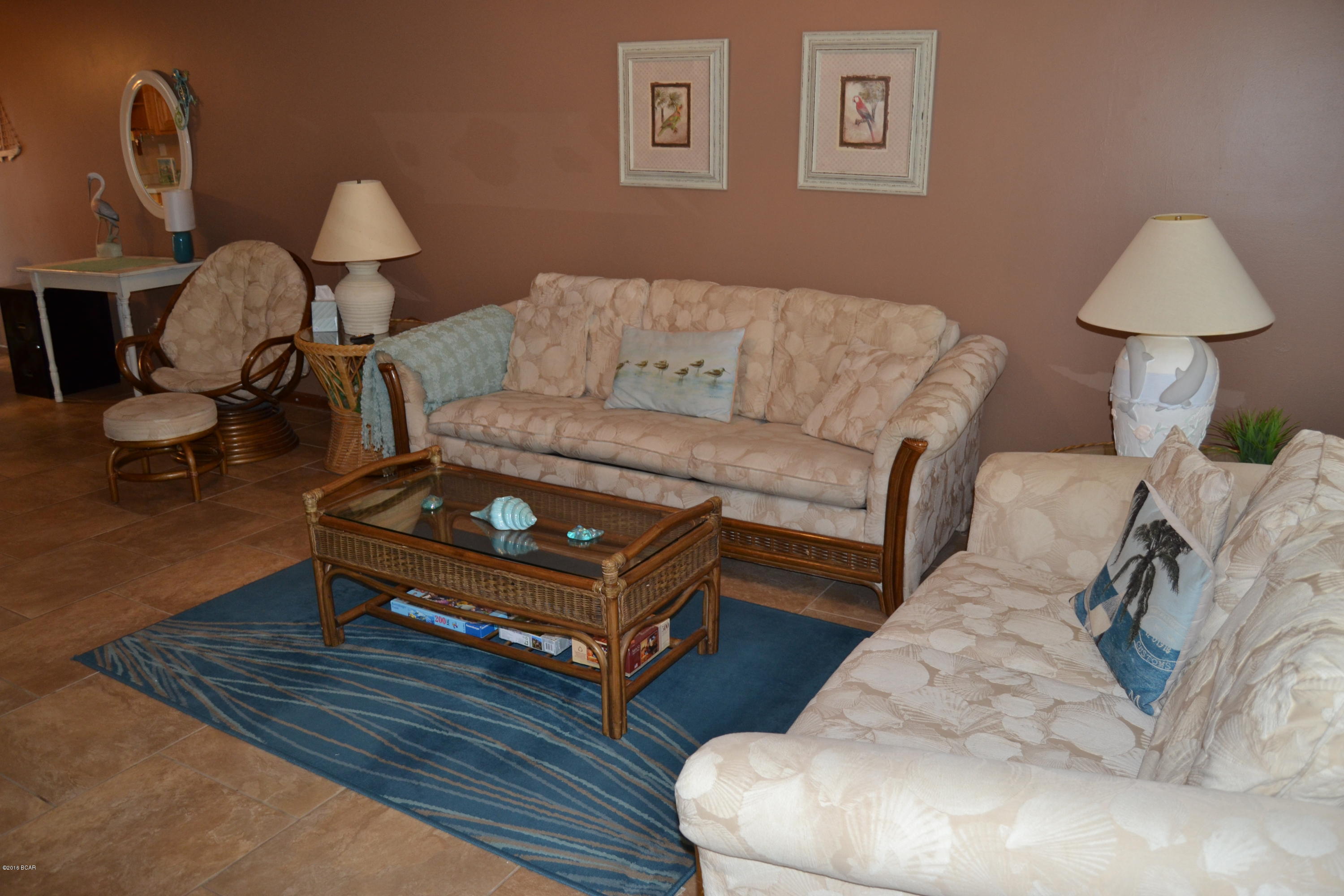 Villa Chateaus - Residential