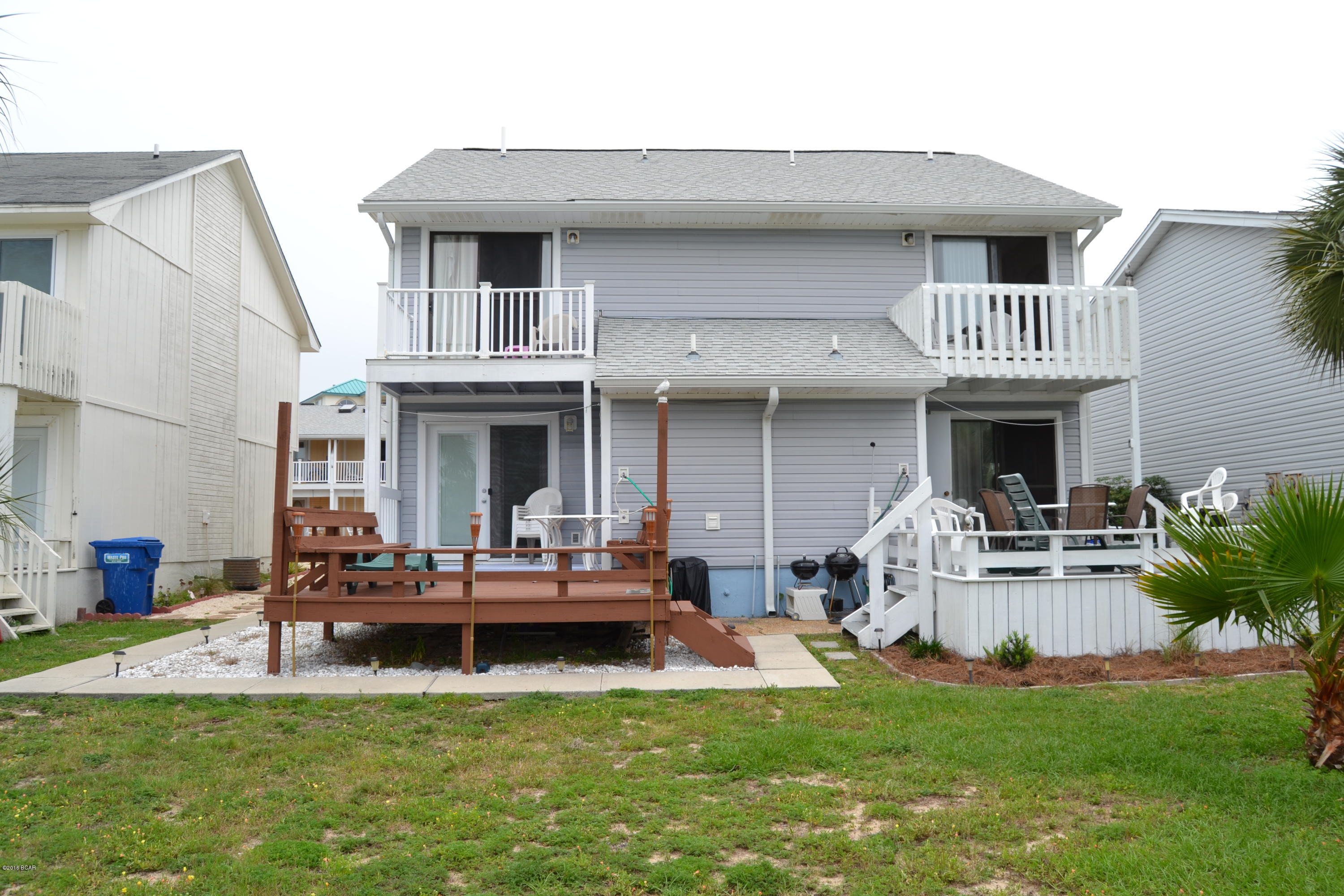 Villa Chateaus - Residential