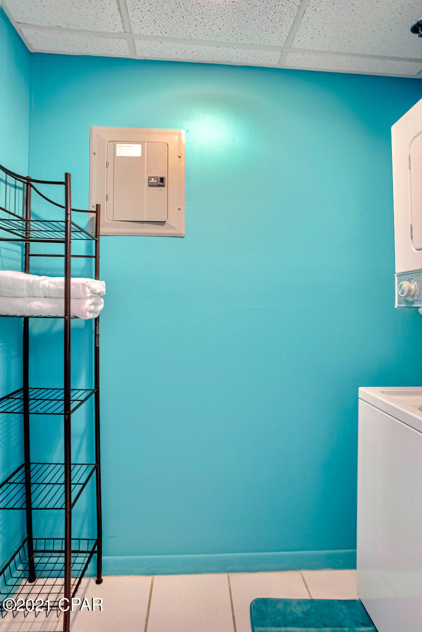 Long Beach Towers I - Residential