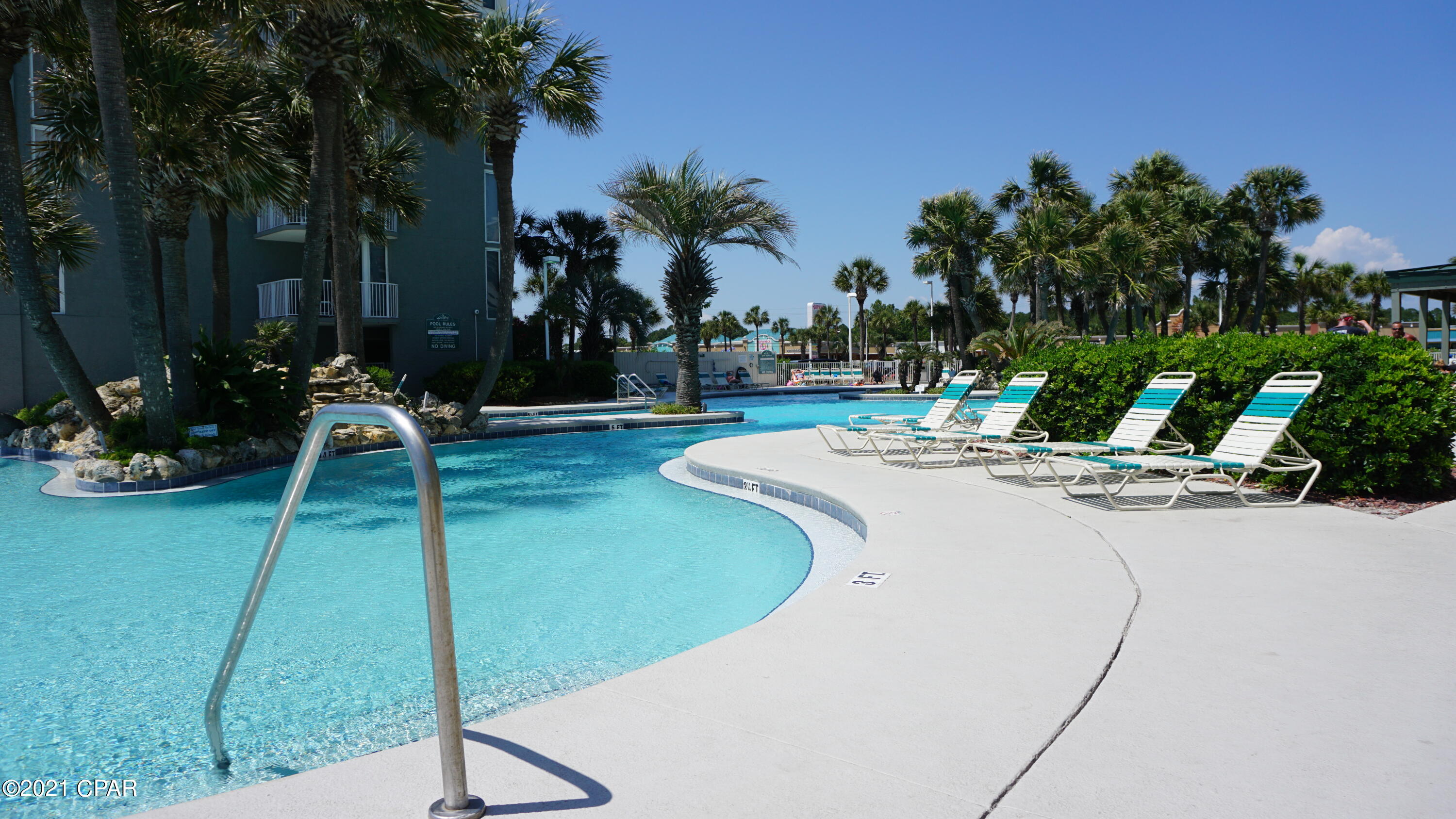 Long Beach Towers I - Residential