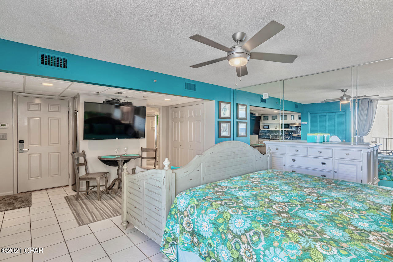 Long Beach Towers I - Residential