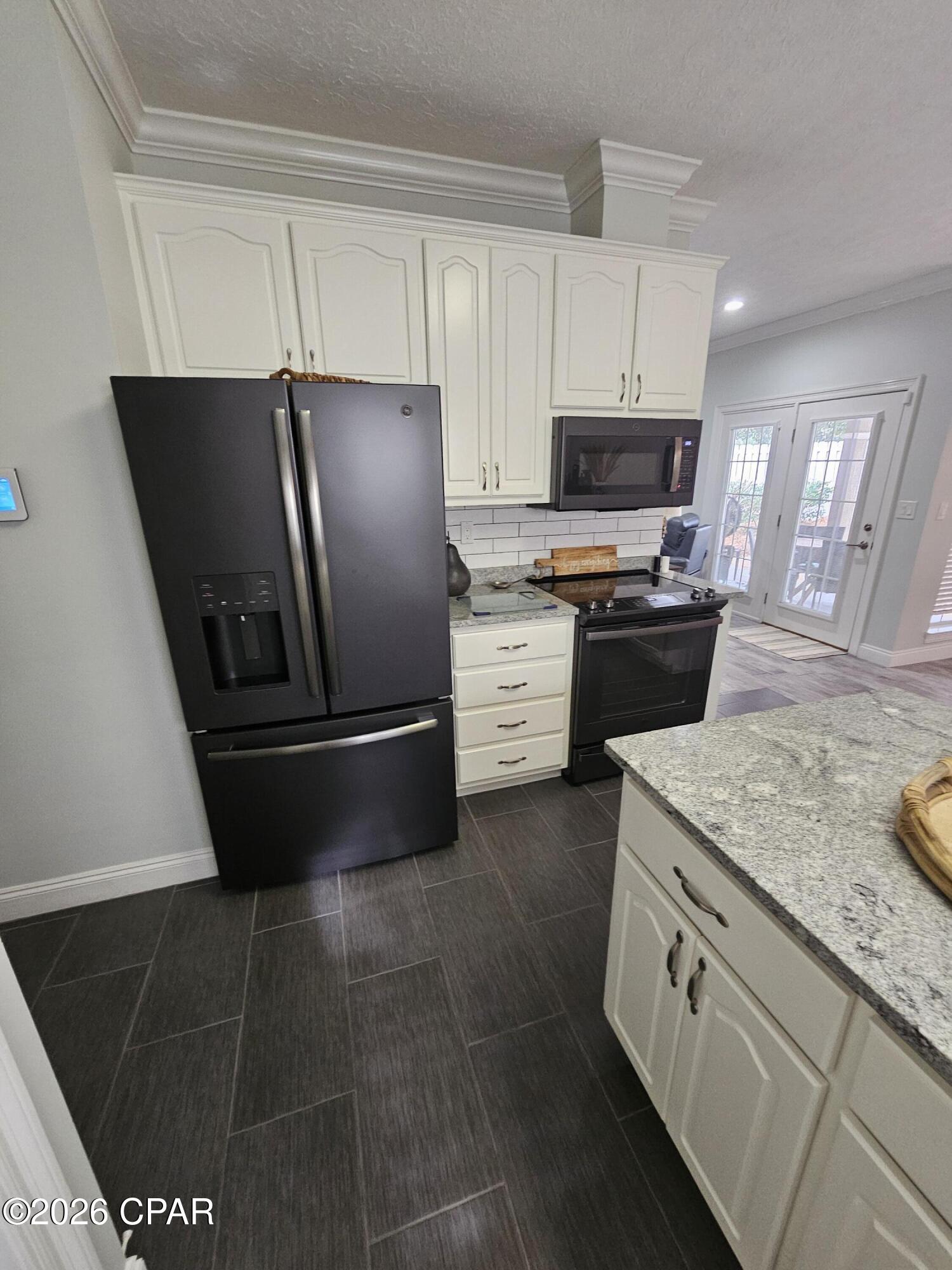 Lagoon Estates - Residential Lease