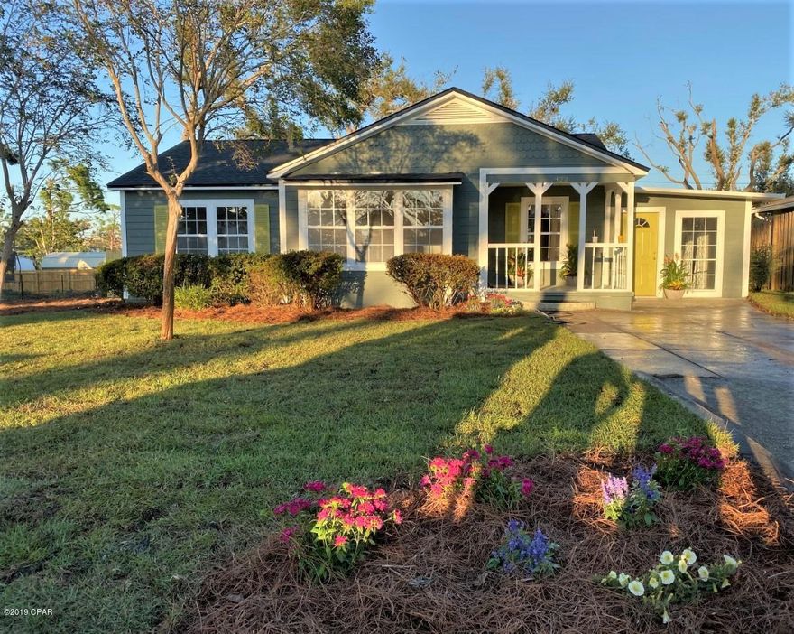 Newly remodeled Cove home tucked just steps away from Massalina Bayou. What a floor plan with this 4 bedroom 2 bath home.Two living areas, dining, great galley kitchen, plus all new everywhere inside. Plumbing, electrical, air conditioning, baths, walls, ceilings and floors are new. The fully fenced backyard offers an in-ground pool plus room for the kids and pets to play. This one is ready to move-in today!



(All sizes approximate and taken from public records, Buyer to verify any and all details Buyer deems important.)