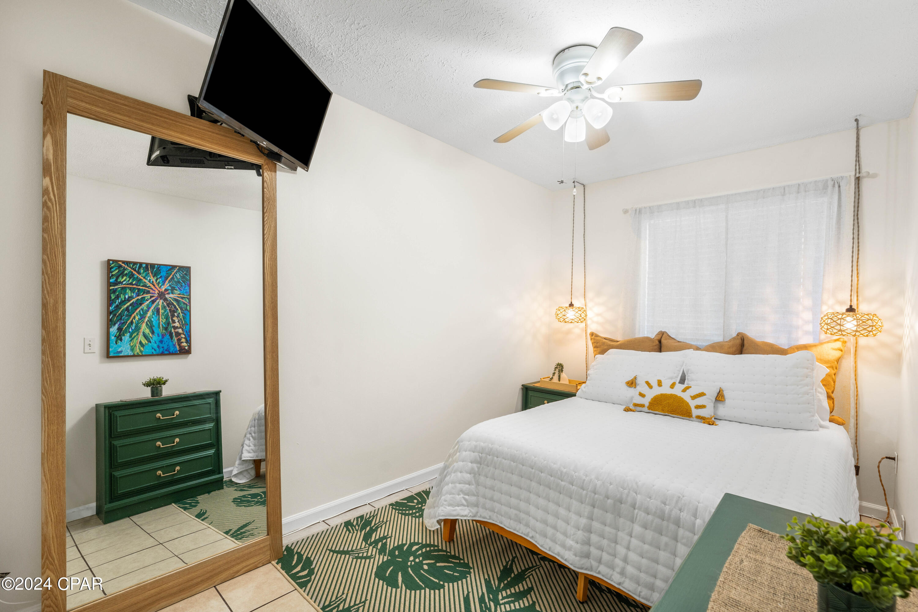 Panama City Beach, Florida 32413, United States, 2 Bedrooms Bedrooms, ,1 BathroomBathrooms,Residential,Pending,61056