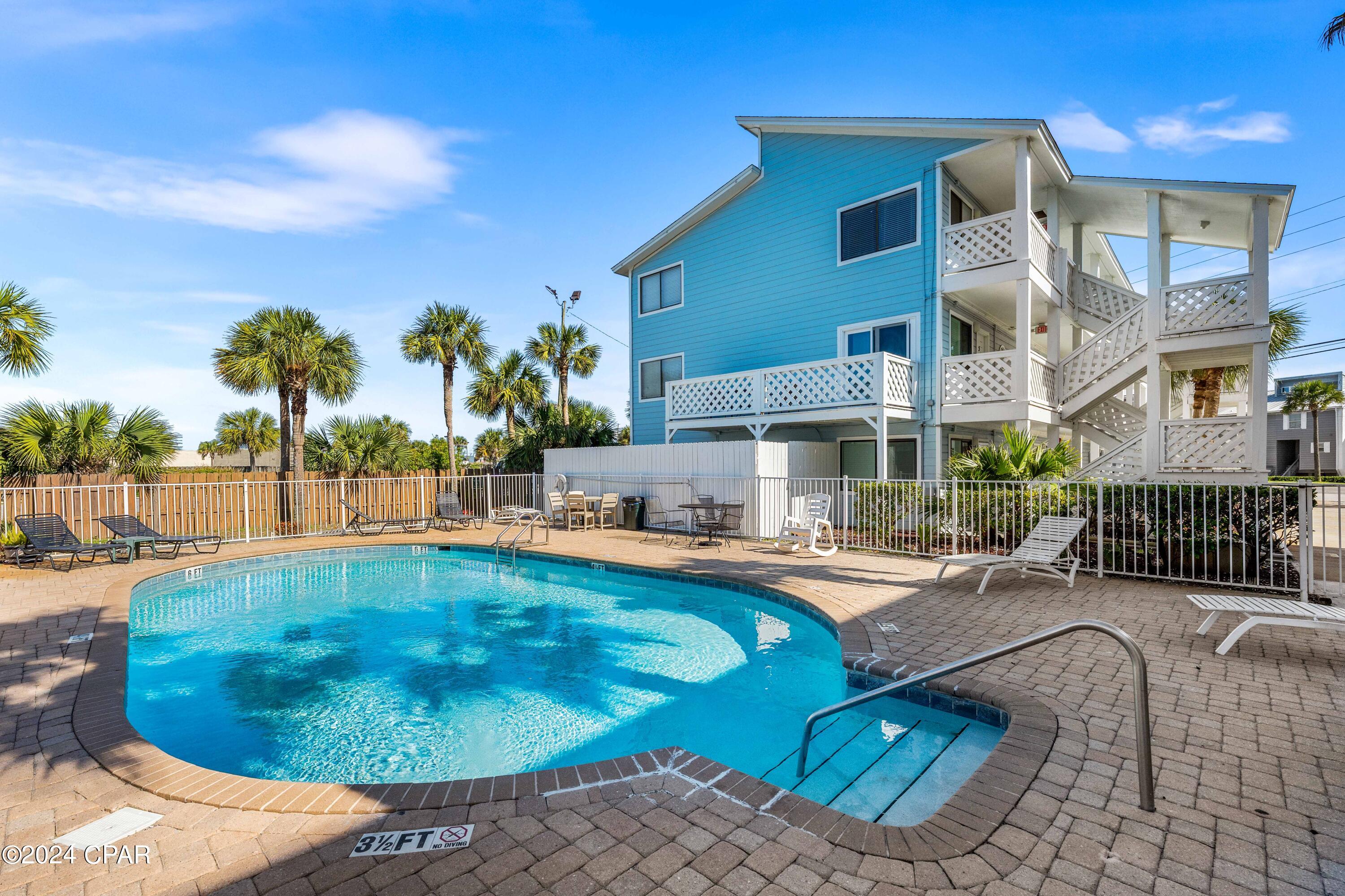 Panama City Beach, Florida 32413, United States, 2 Bedrooms Bedrooms, ,1 BathroomBathrooms,Residential,Pending,61056