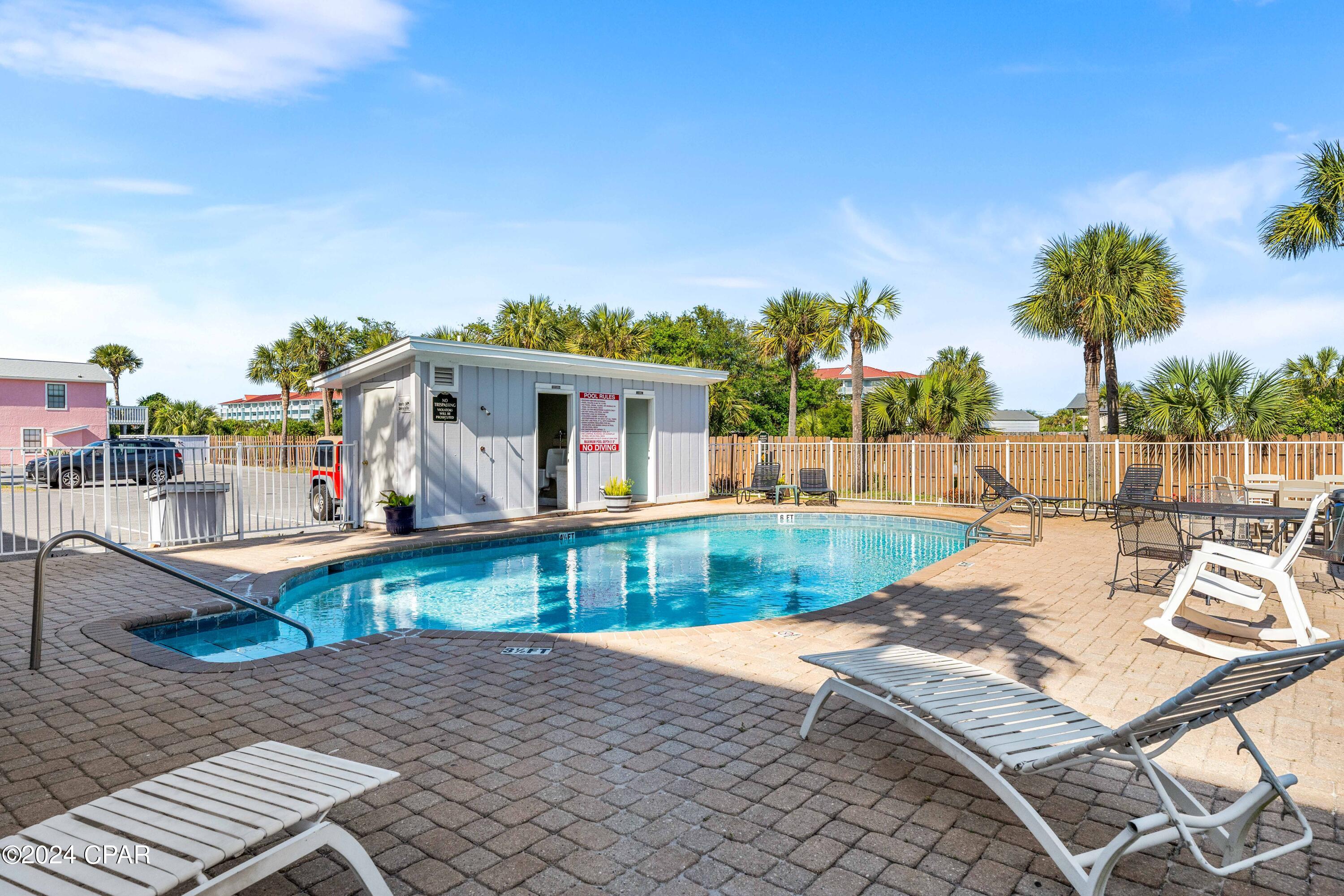 Panama City Beach, Florida 32413, United States, 2 Bedrooms Bedrooms, ,1 BathroomBathrooms,Residential,Pending,61056