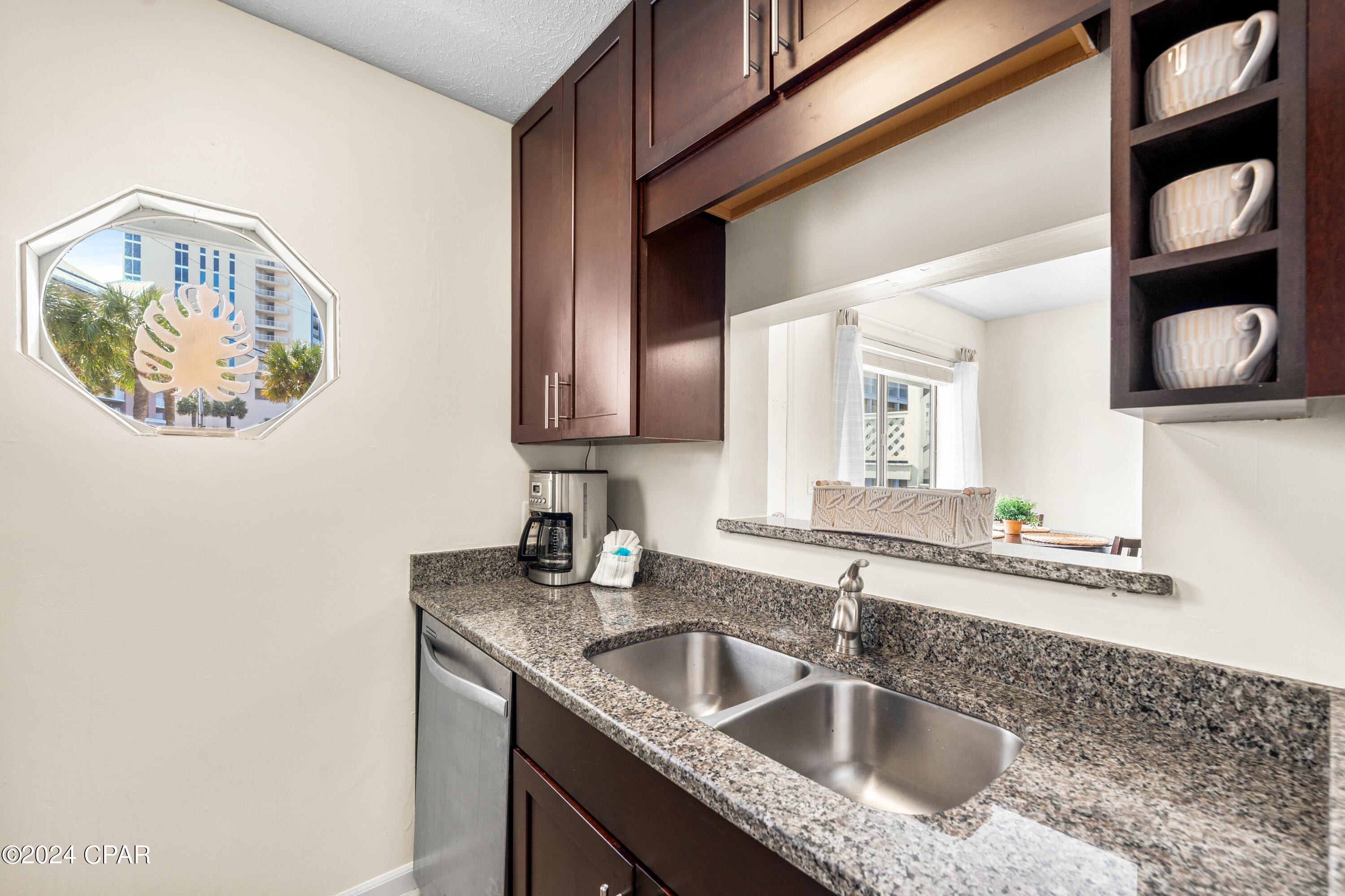 Panama City Beach, Florida 32413, United States, 2 Bedrooms Bedrooms, ,1 BathroomBathrooms,Residential,Pending,61056