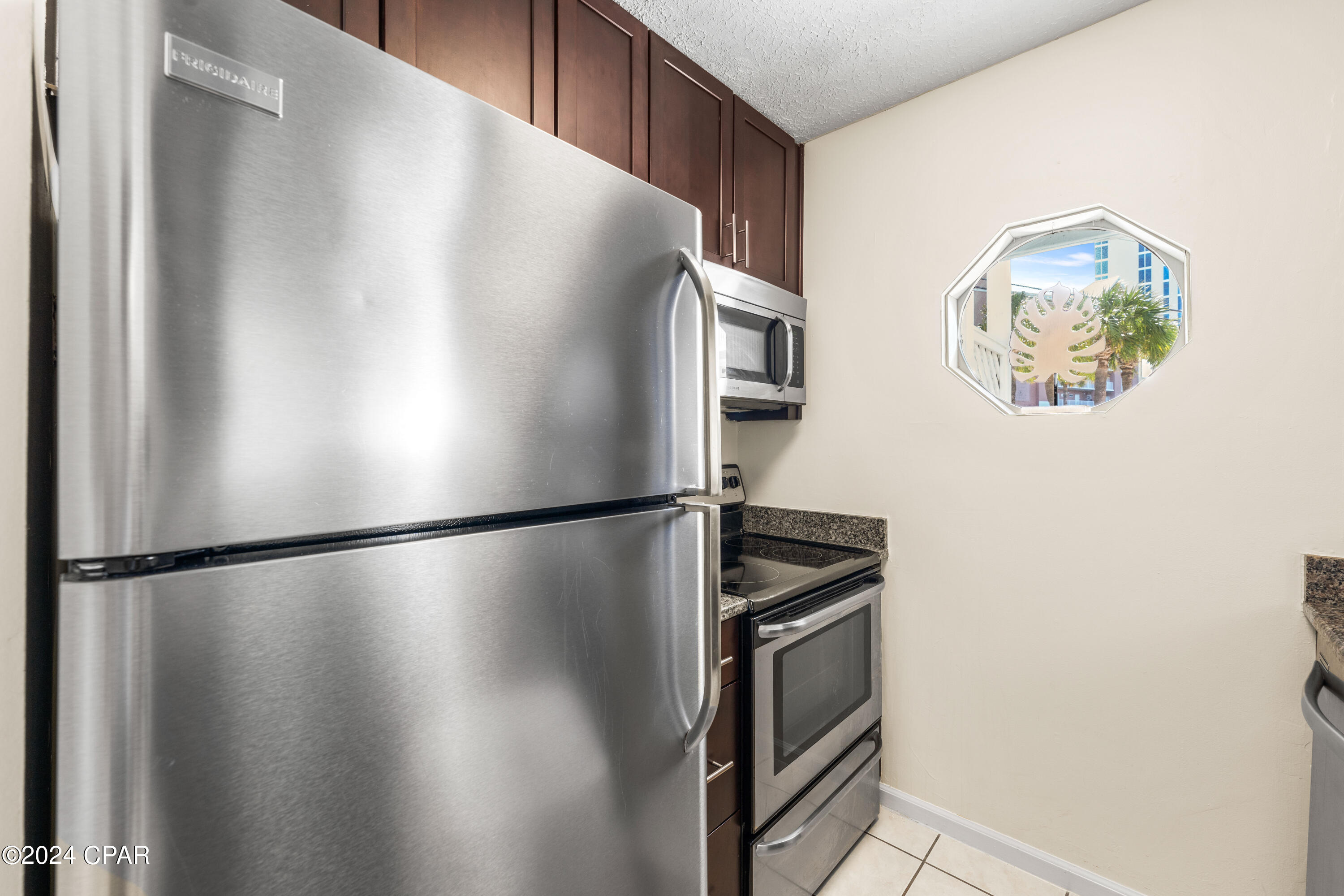 Panama City Beach, Florida 32413, United States, 2 Bedrooms Bedrooms, ,1 BathroomBathrooms,Residential,Pending,61056