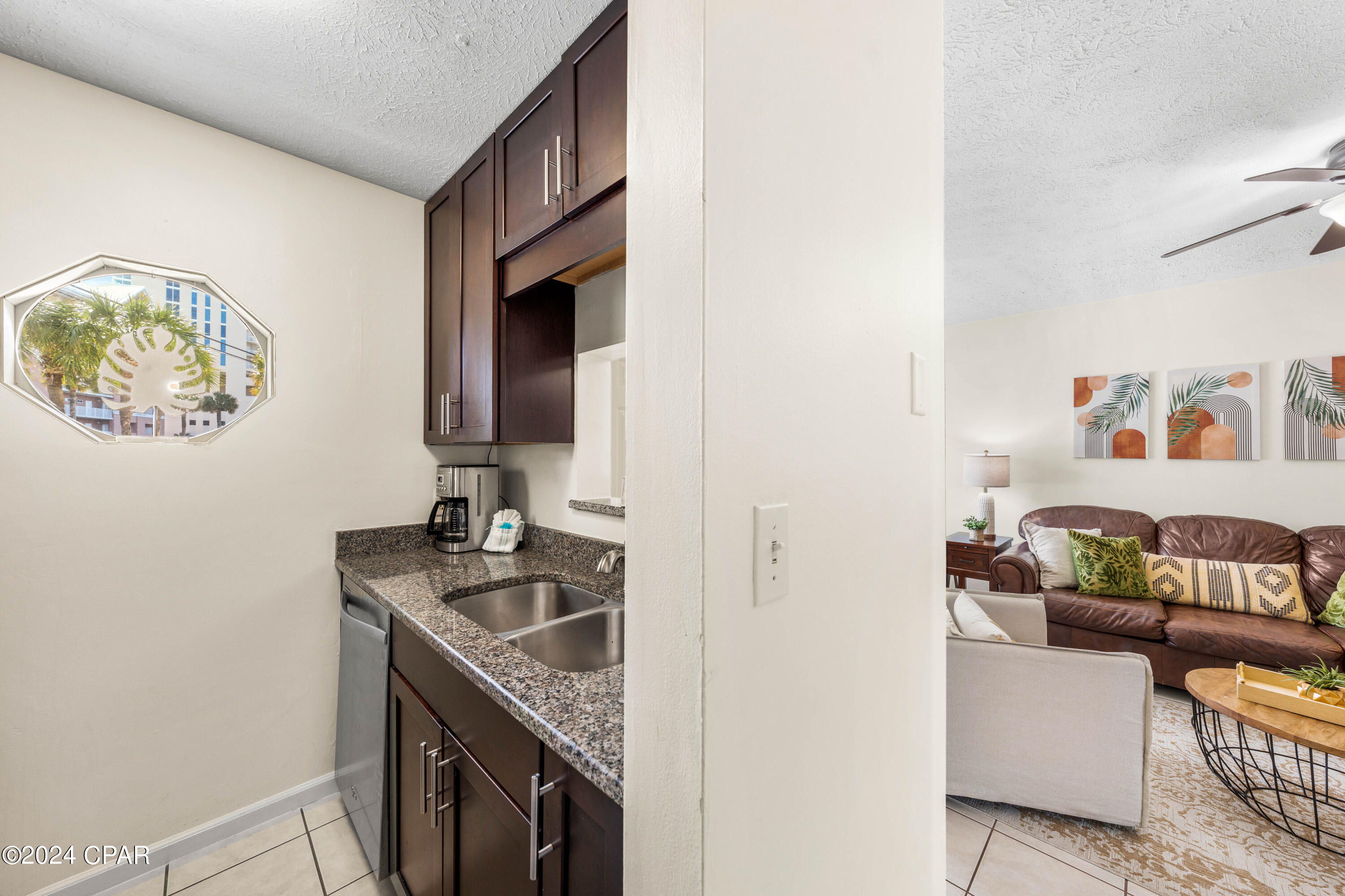 Panama City Beach, Florida 32413, United States, 2 Bedrooms Bedrooms, ,1 BathroomBathrooms,Residential,Pending,61056