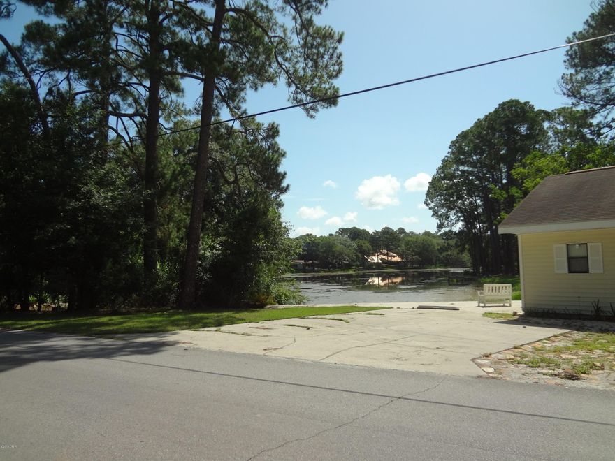 Currently under contract, Seller accepting back up offers. Rare find, 5 acres in Pretty Bayou, fantastic opportunity to develop or build private residence(s).

High and dry with water front views.

Beautiful oaks, magnolias and hardwoods.

Very convenient to all Panama City and the Beaches. 

 Call for more info.