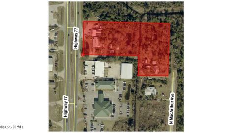 2805 N Macarthur Avenue Panama City FL 32405