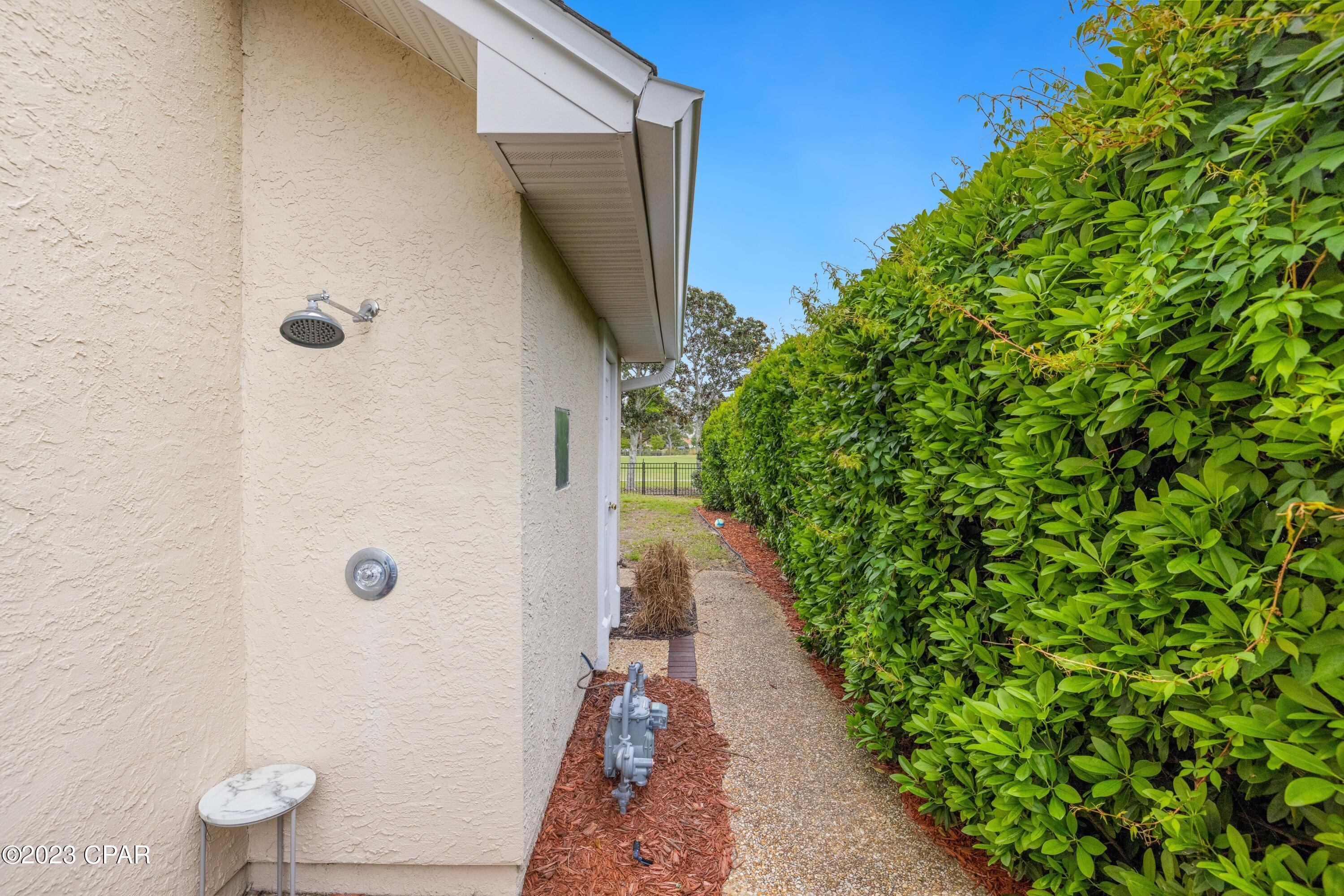 Legend Lakes - Residential Lease