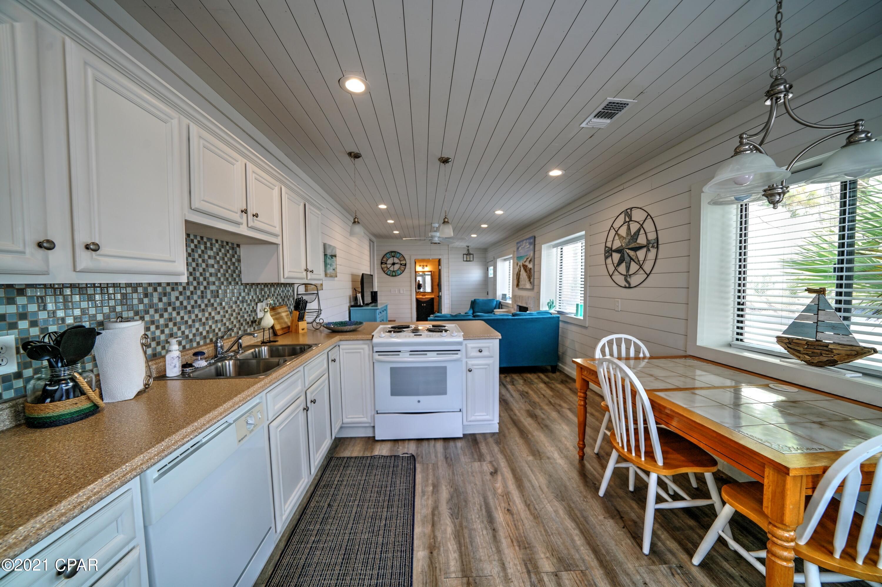 Venture Out Travel Trail - Residential