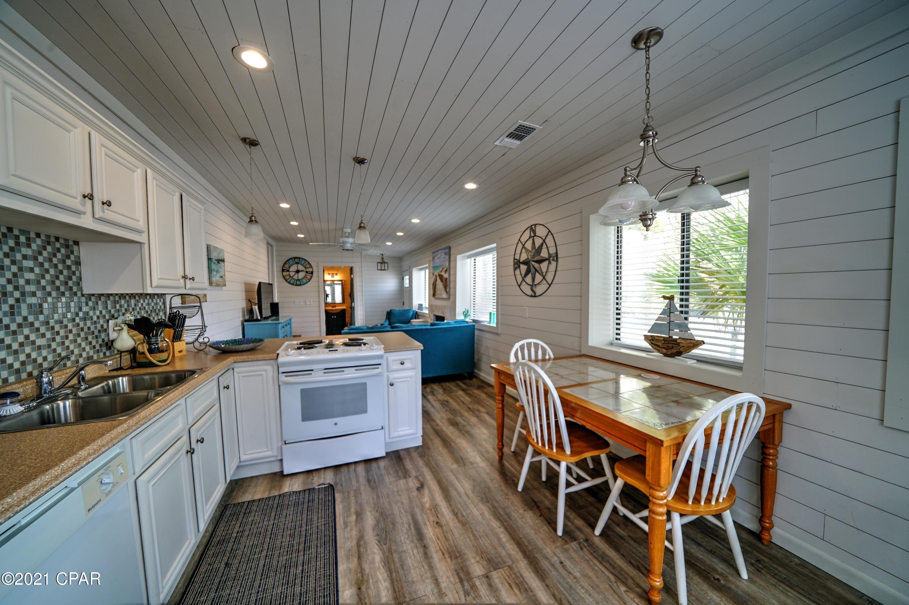 Venture Out Travel Trail - Residential