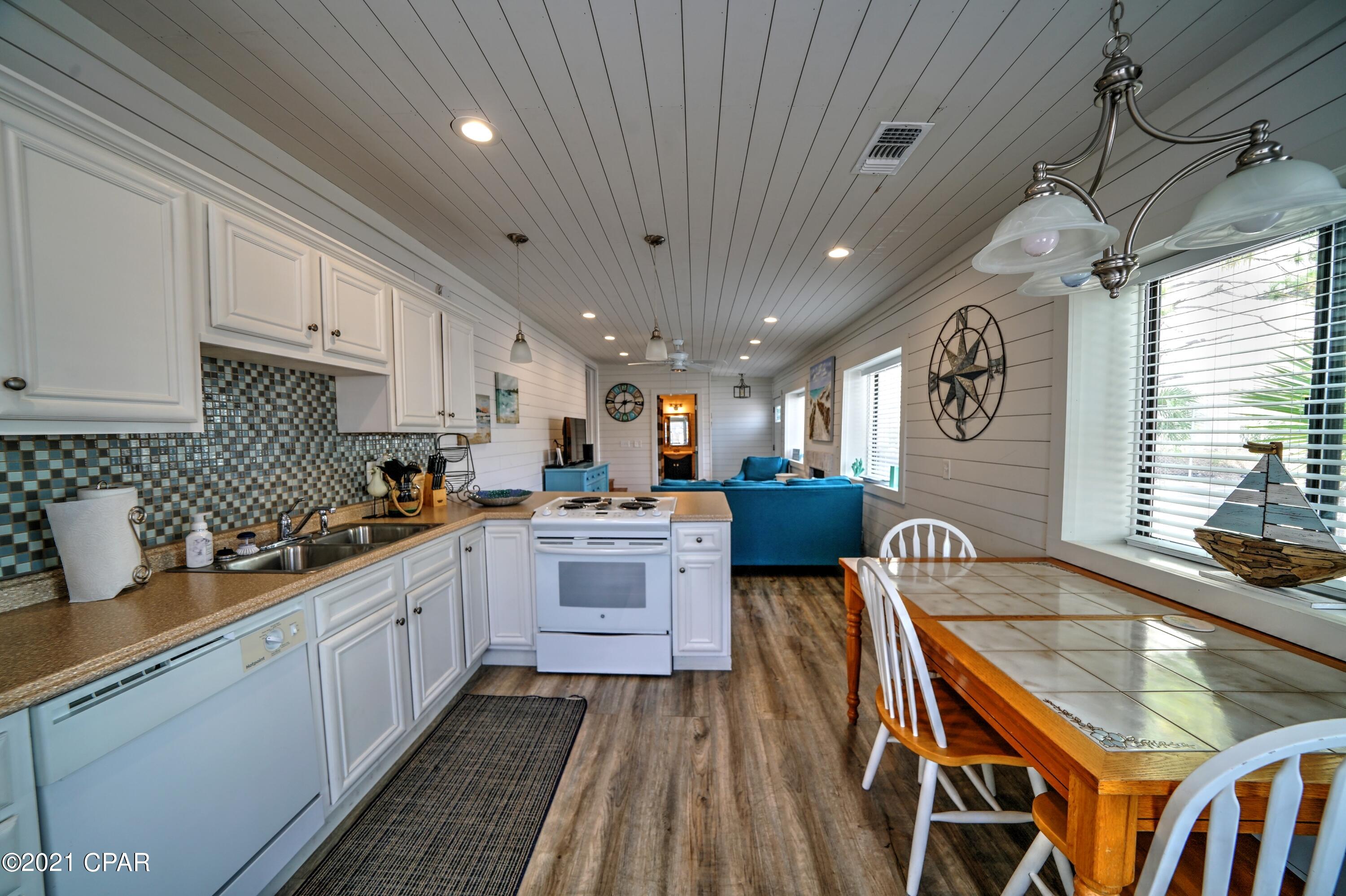 Venture Out Travel Trail - Residential