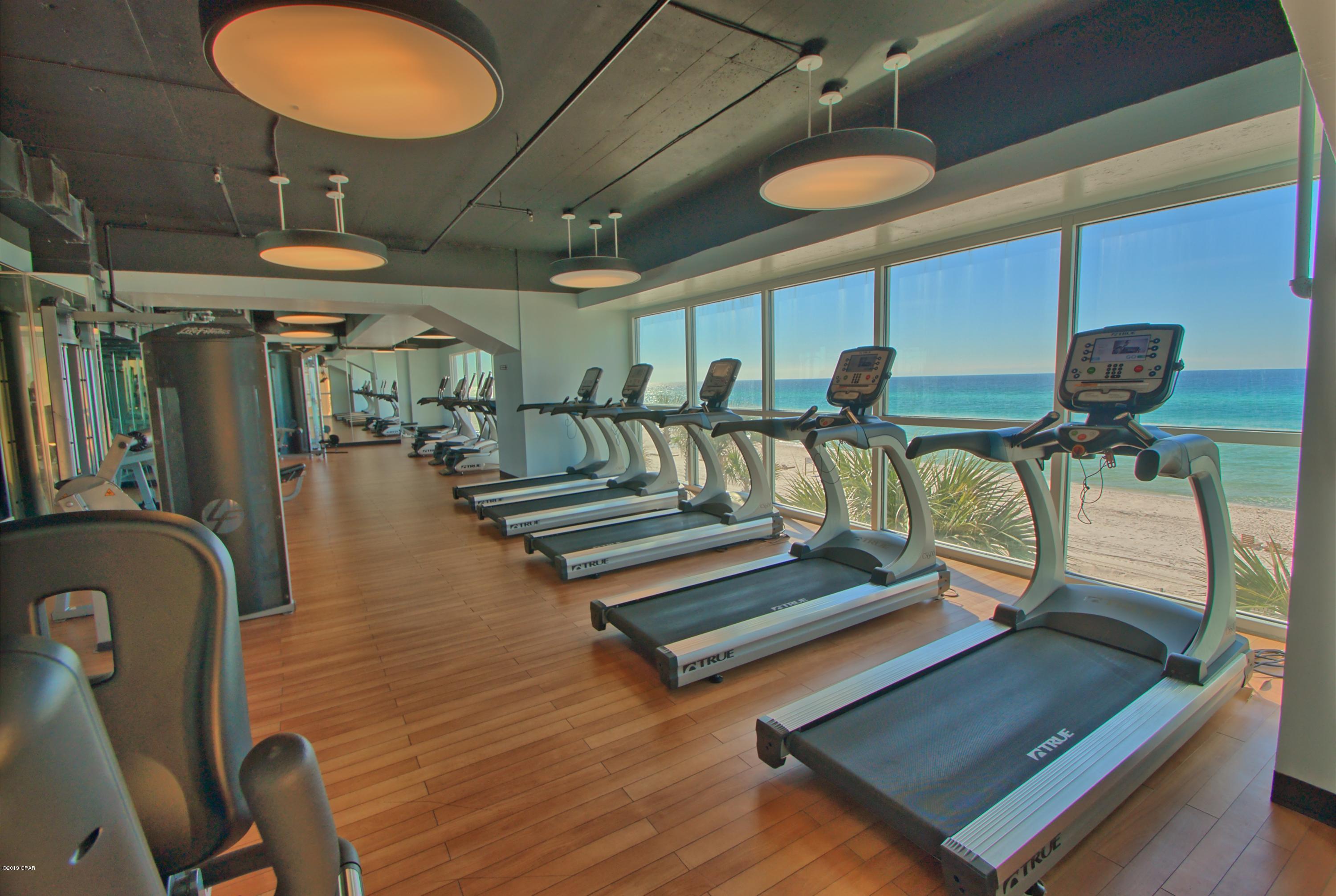 Splash Condo - Residential