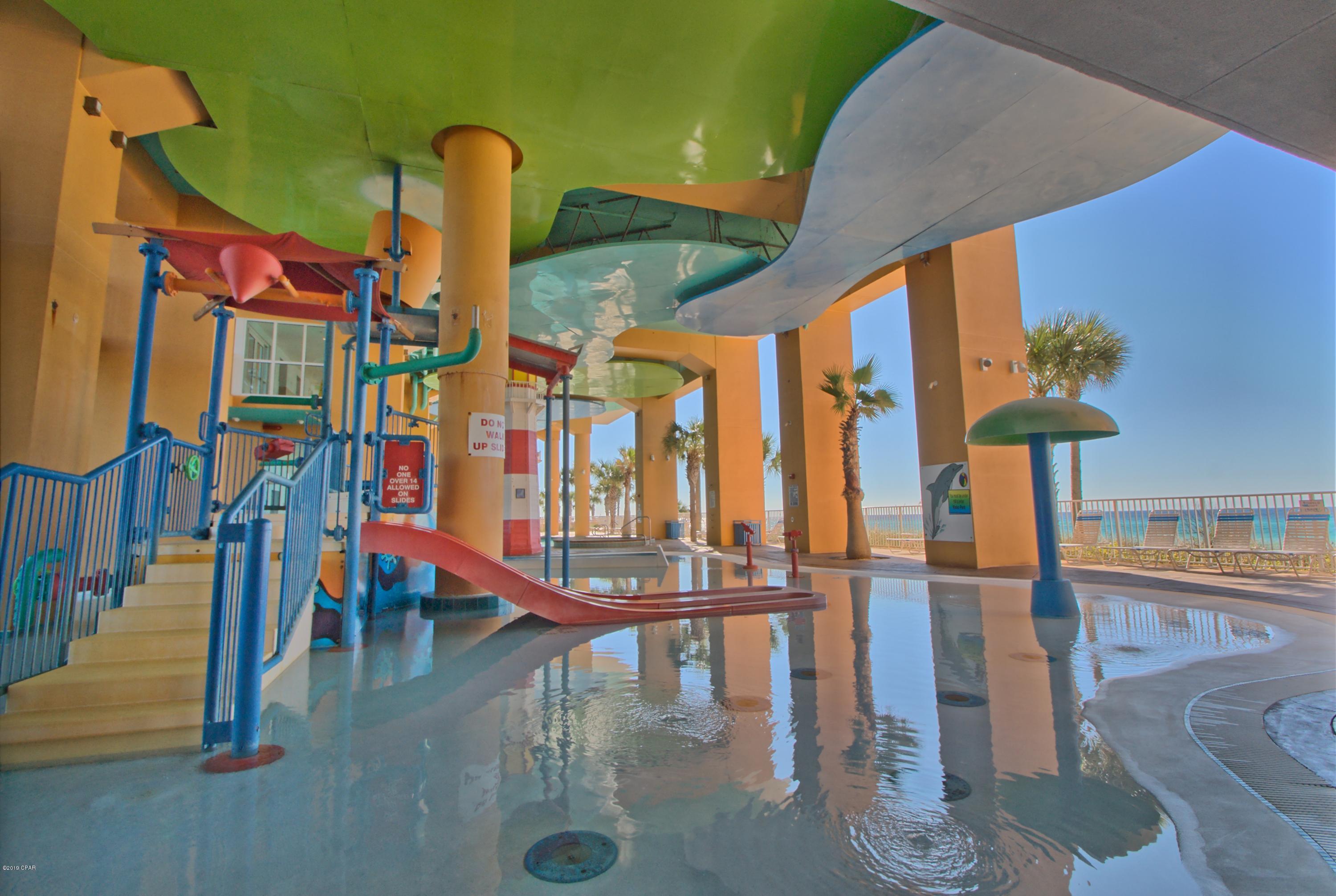 Splash Condo - Residential