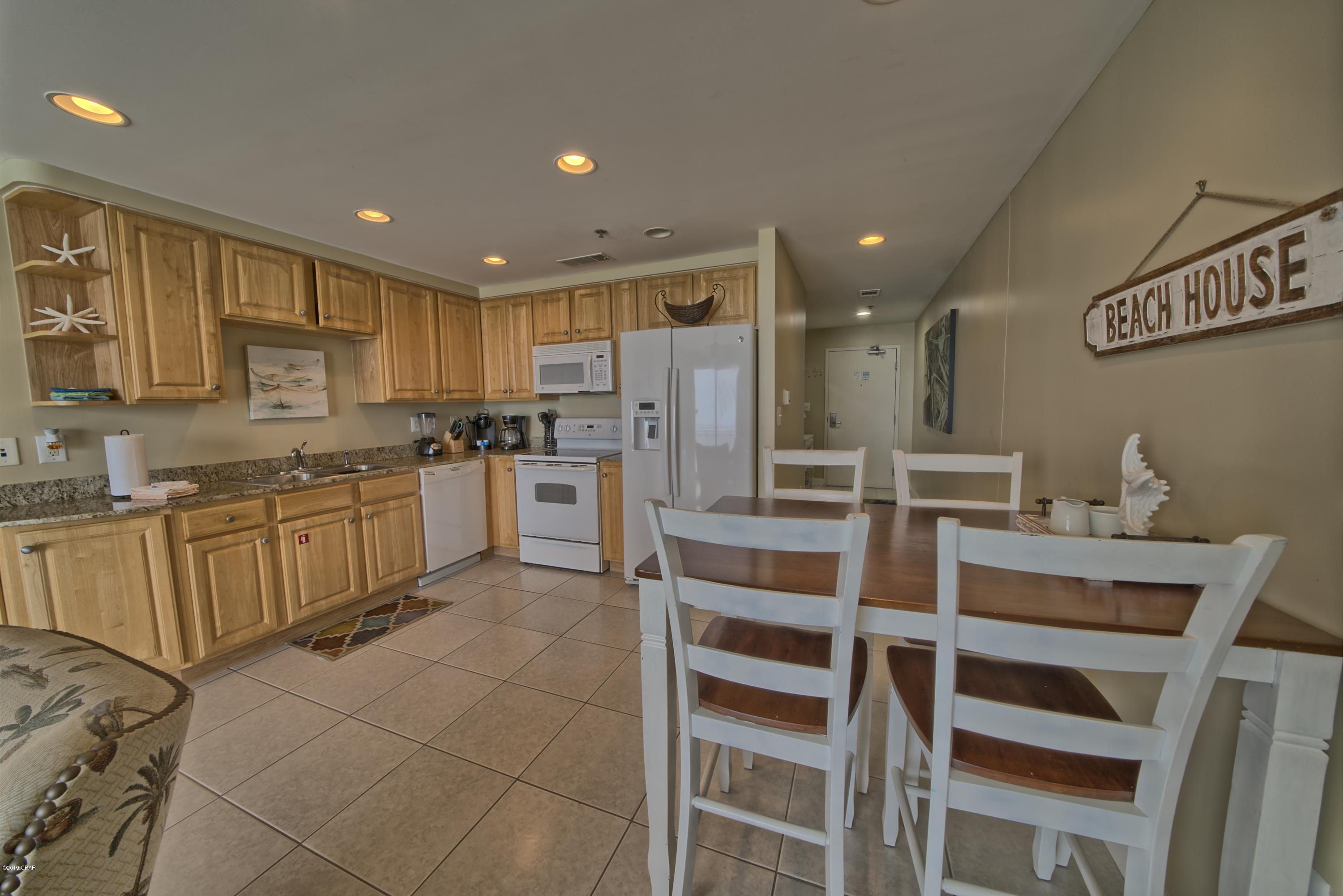 Splash Condo - Residential