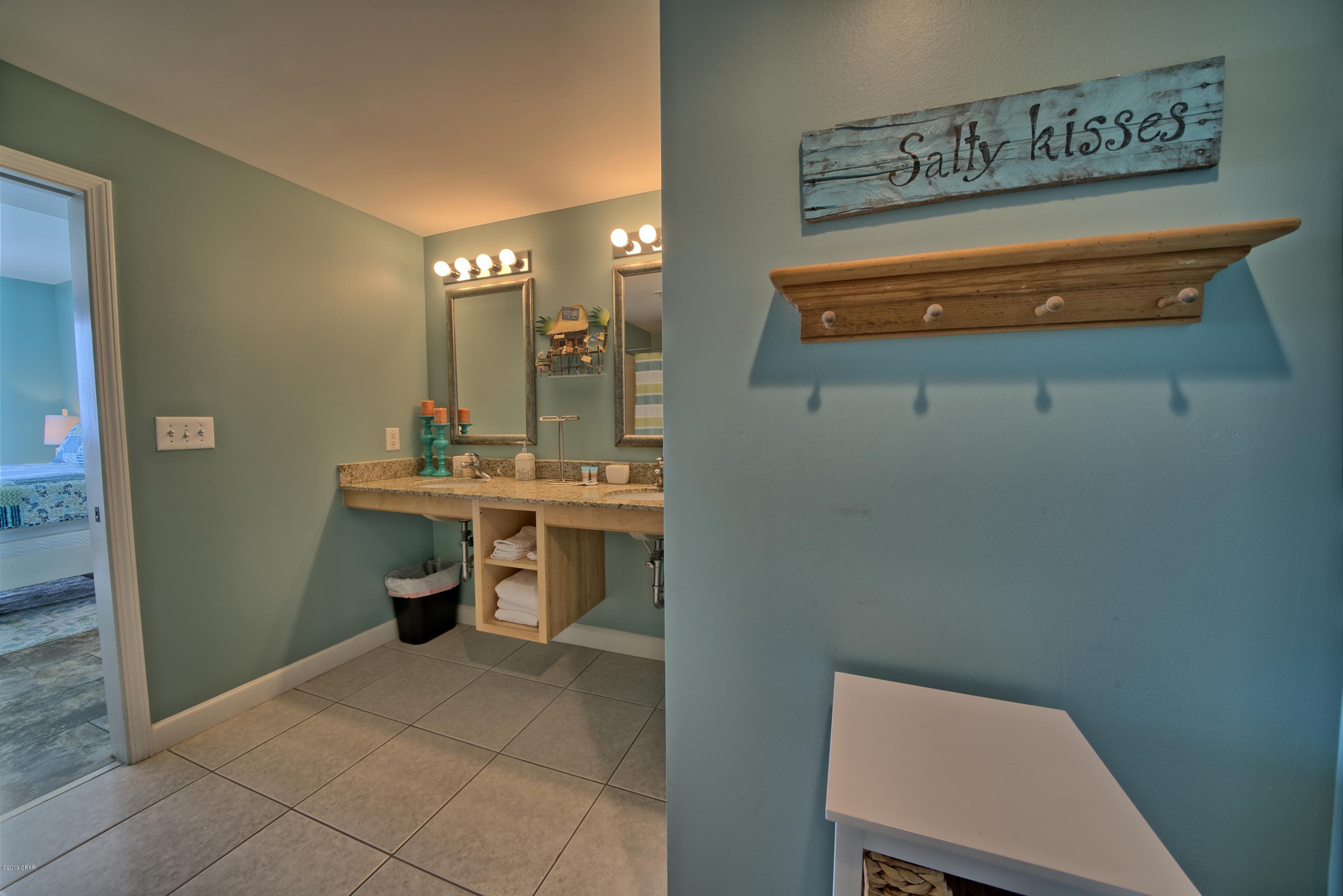 Splash Condo - Residential