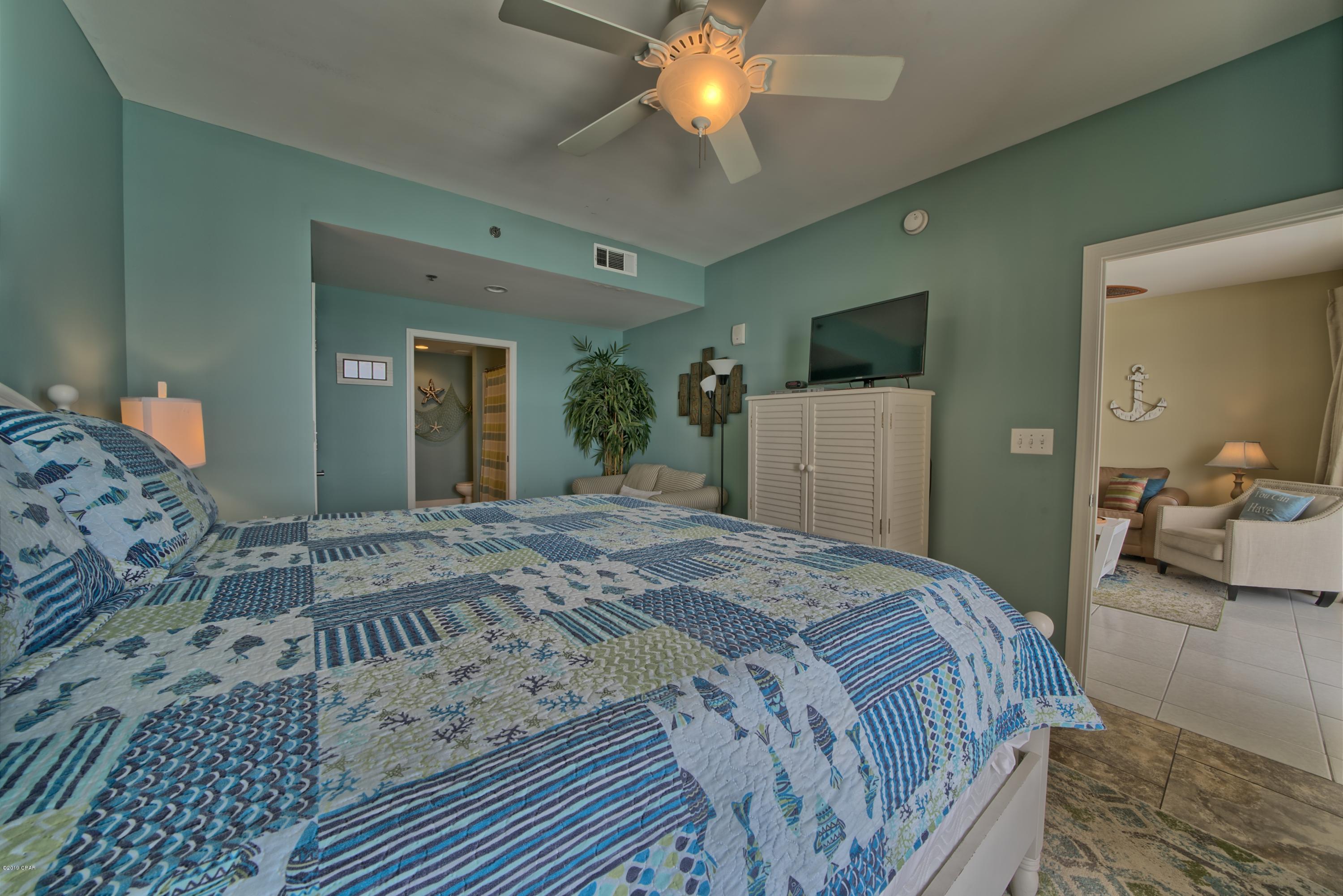 Splash Condo - Residential