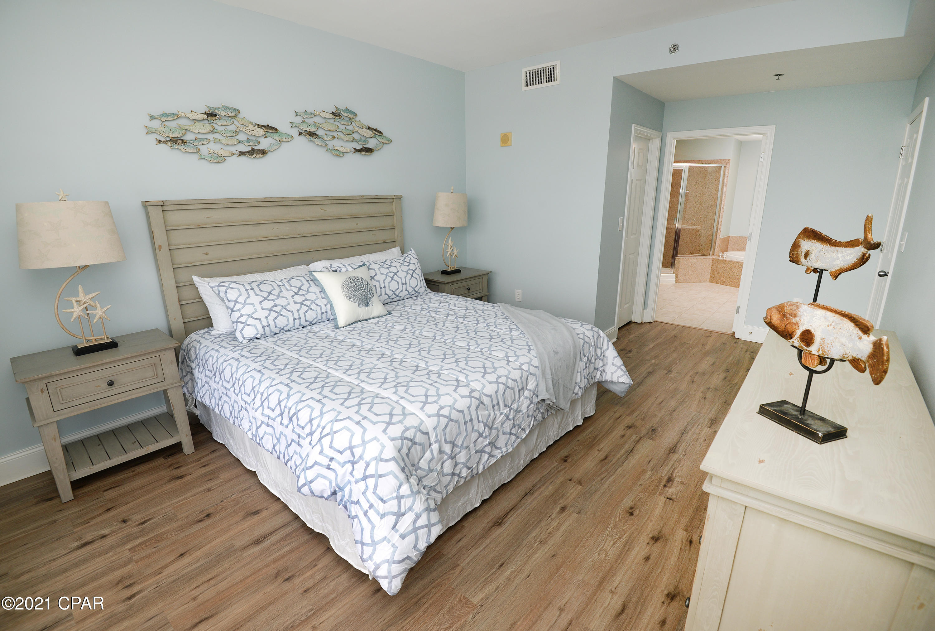 Laketown Wharf - Residential