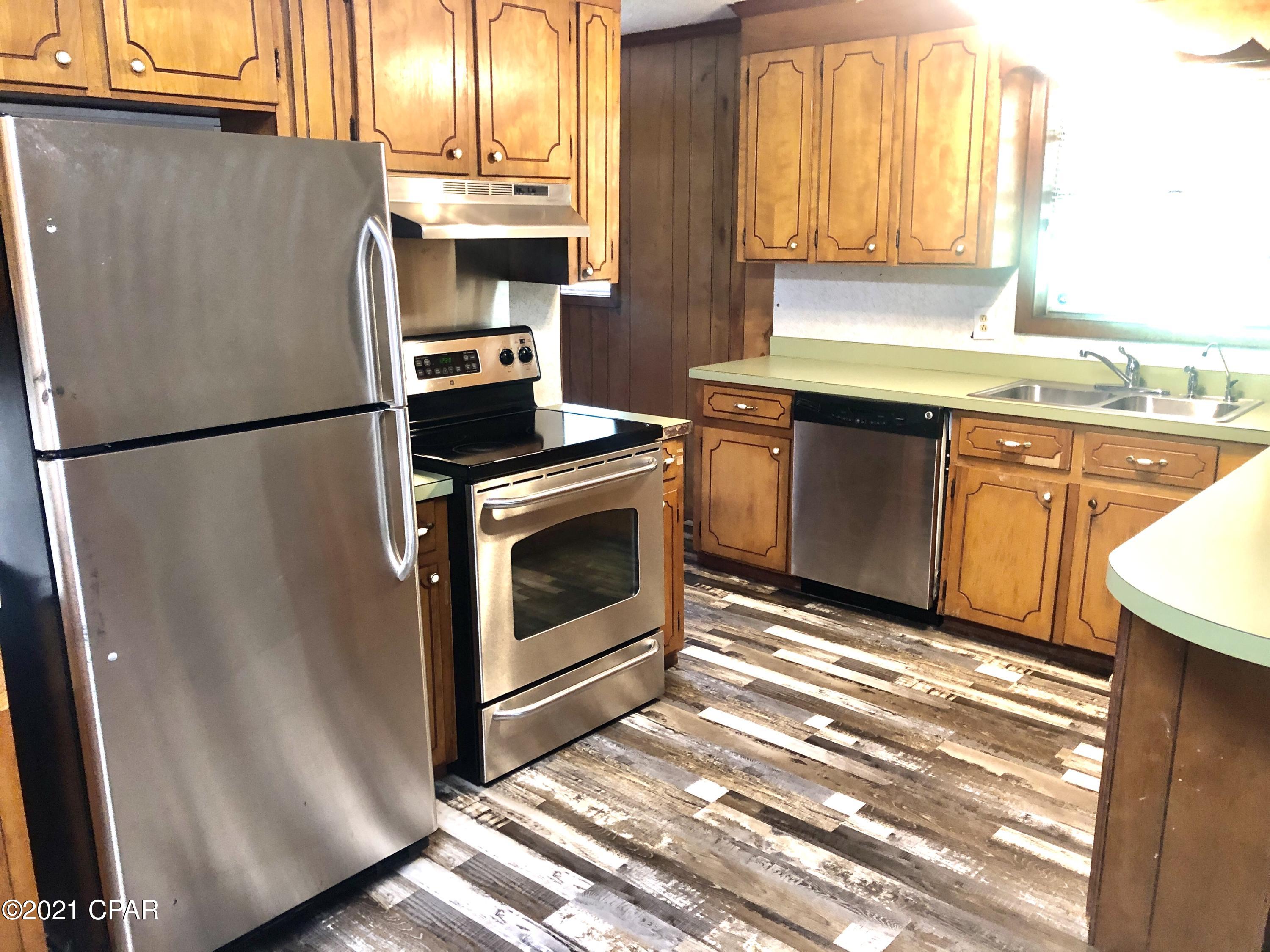 [No Recorded Subdiv] - Residential