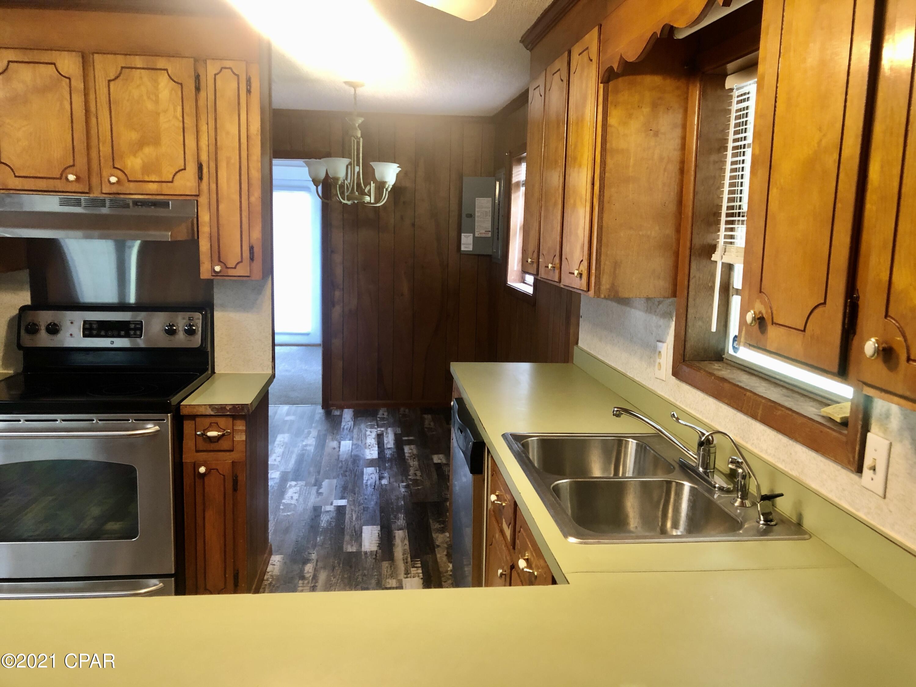 [No Recorded Subdiv] - Residential