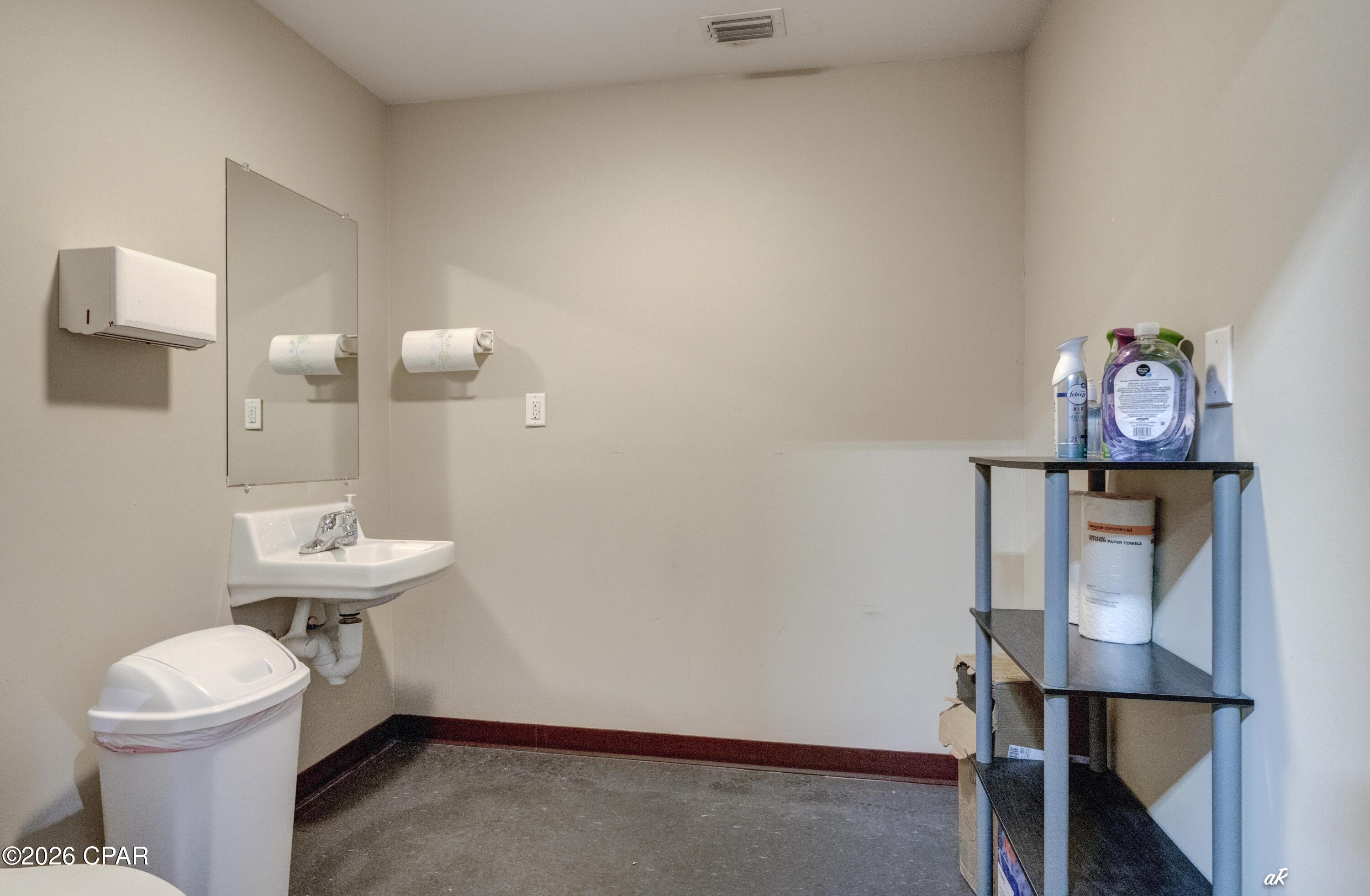 Holley Circle Commercial Park - Commercial Sale