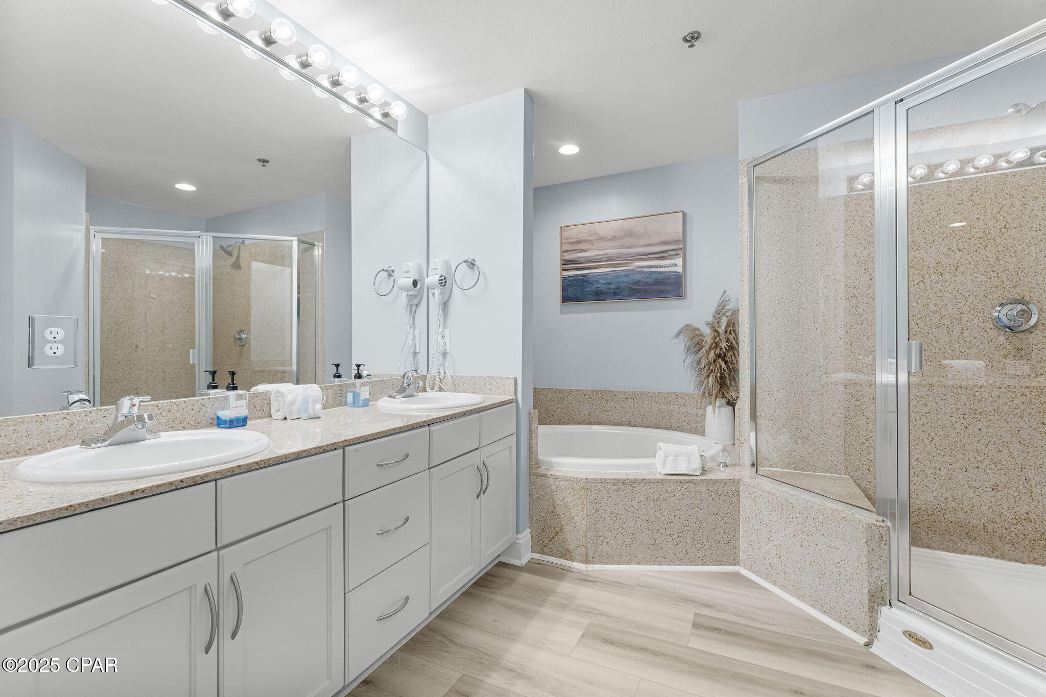 Laketown Wharf - Residential