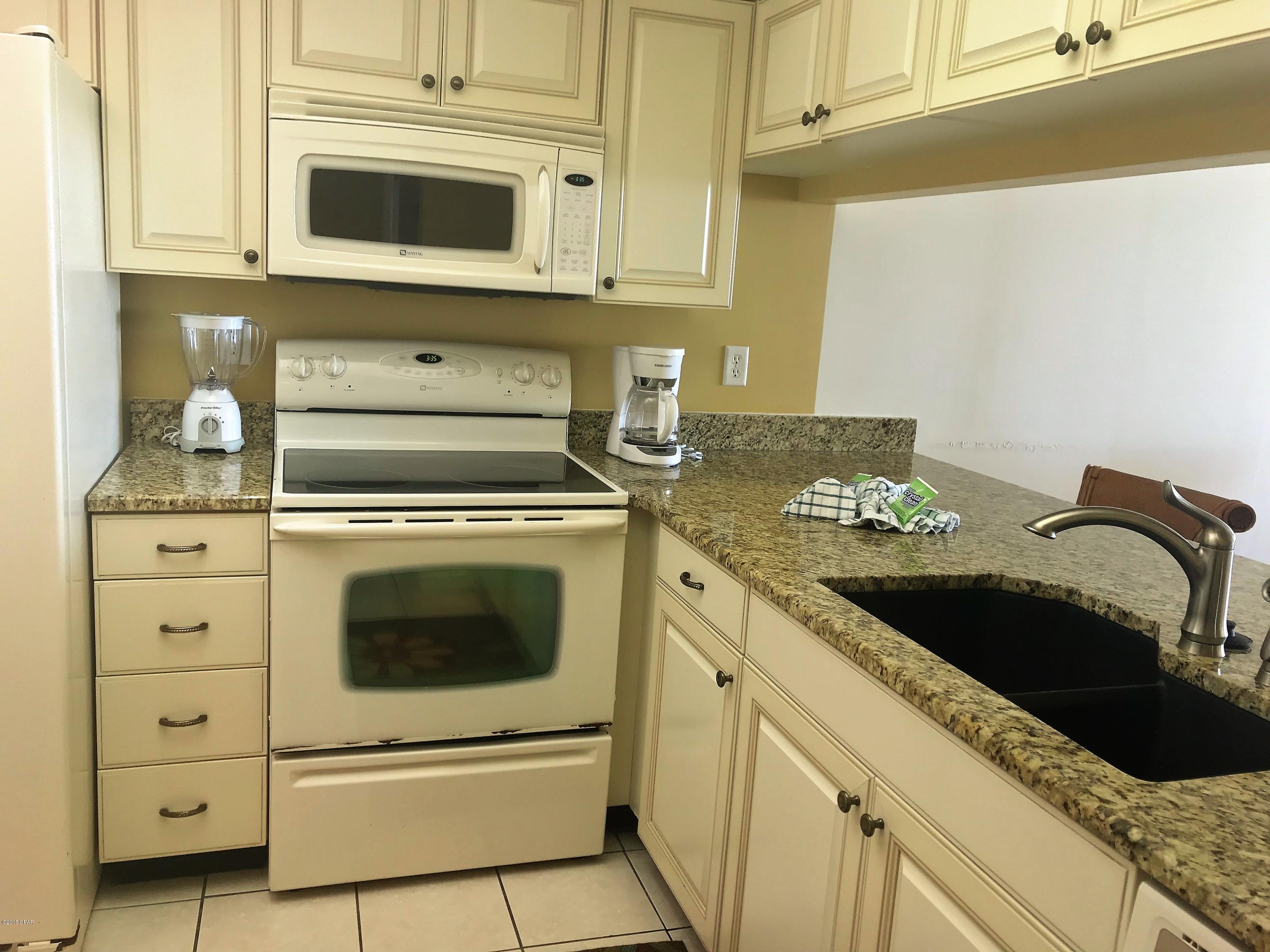 Edgewater Tower III - Residential