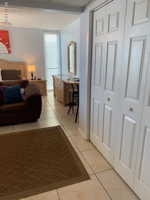 Long Beach Towers IV - Residential