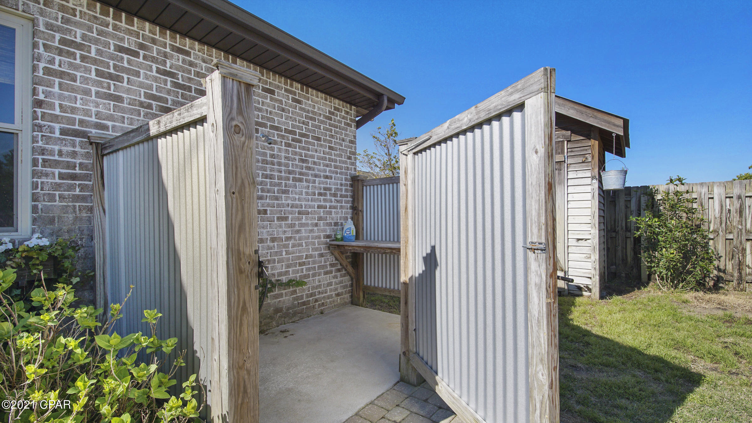 White Oaks - Residential