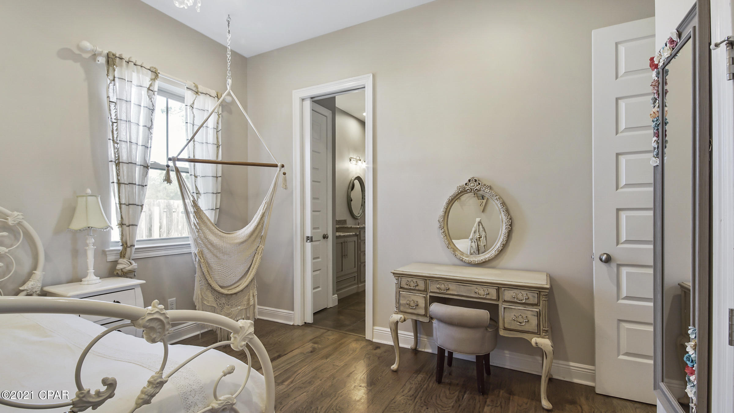 White Oaks - Residential