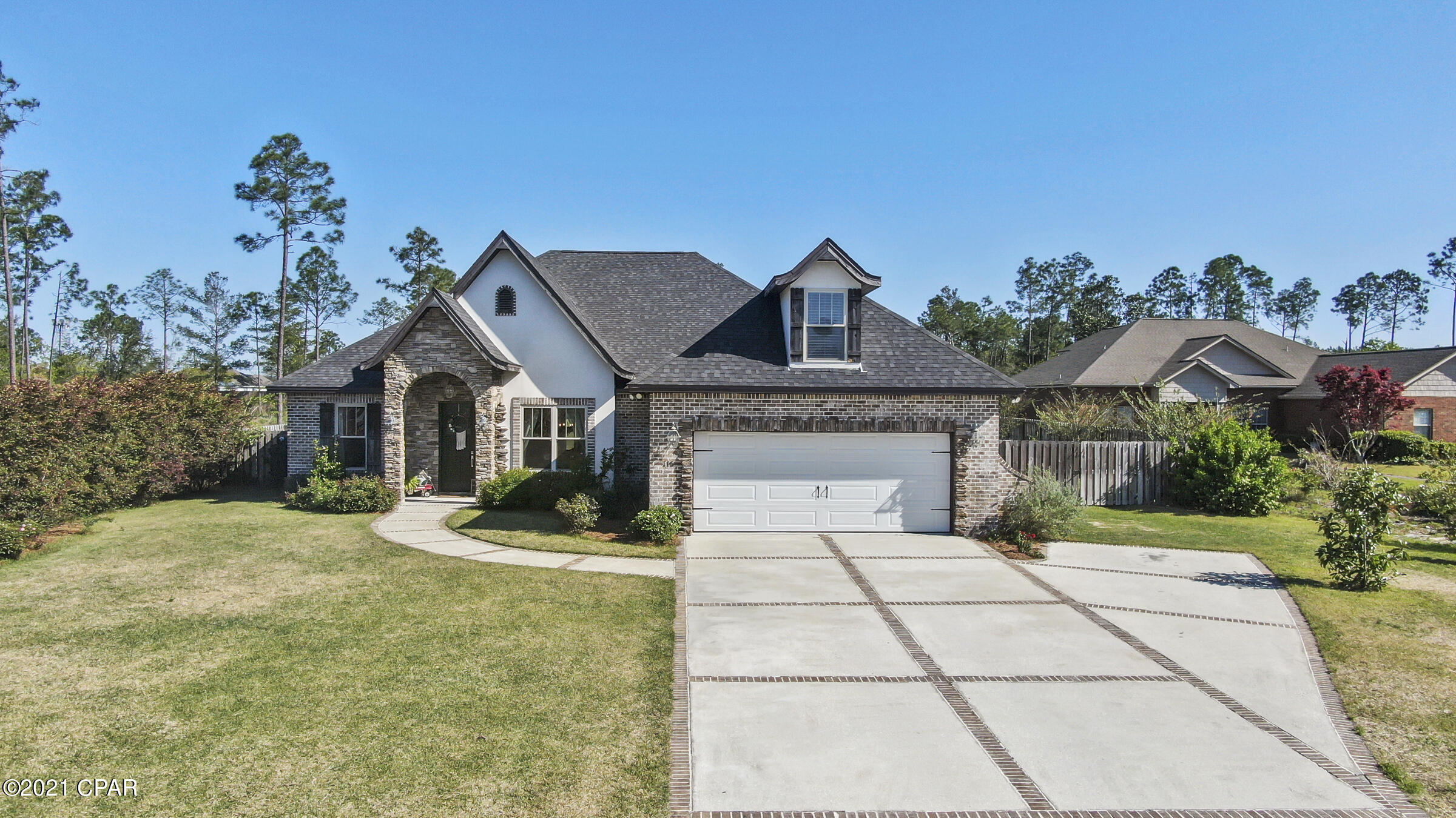 White Oaks - Residential