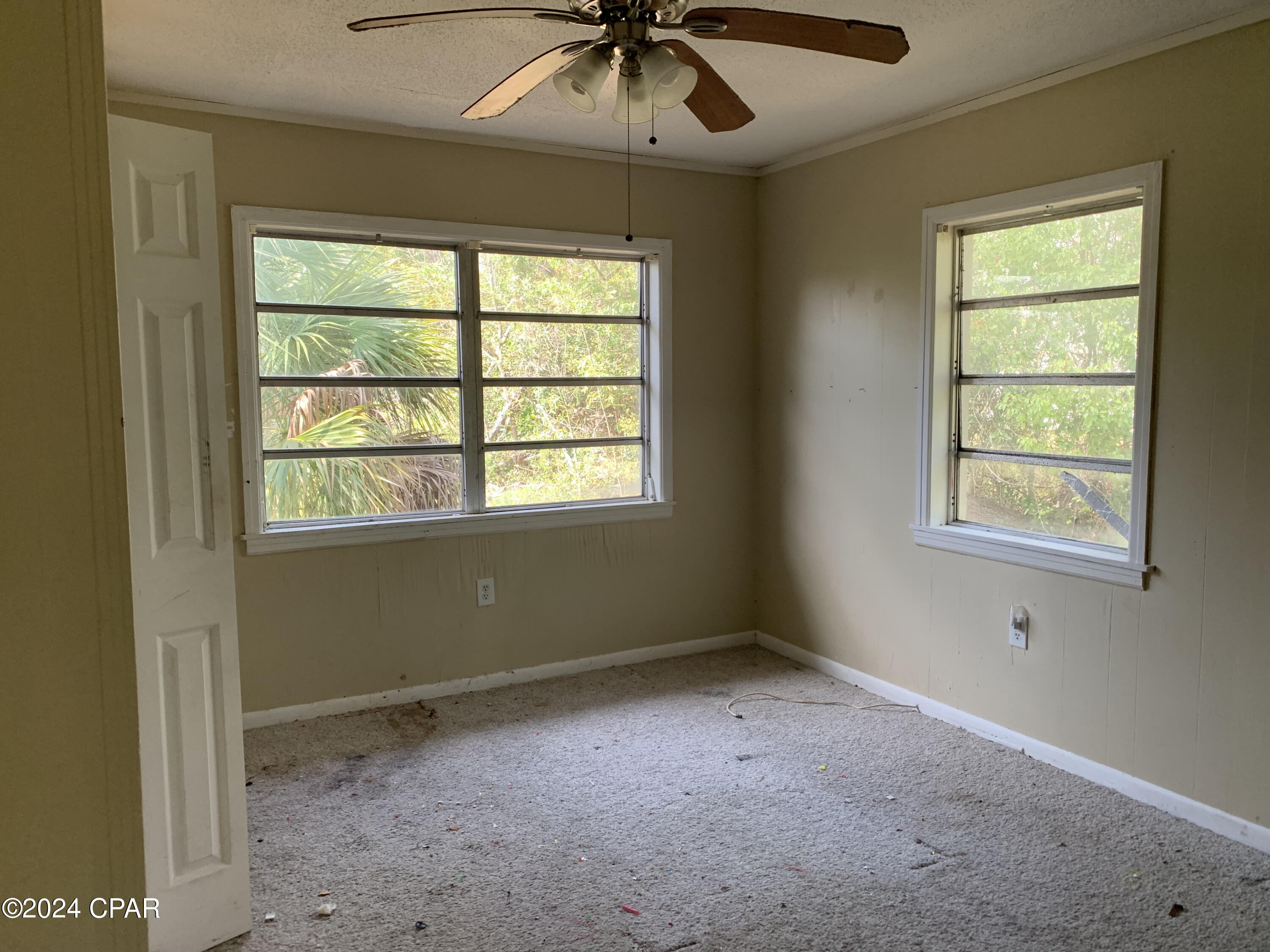 [No Recorded Subdiv] - Commercial Sale