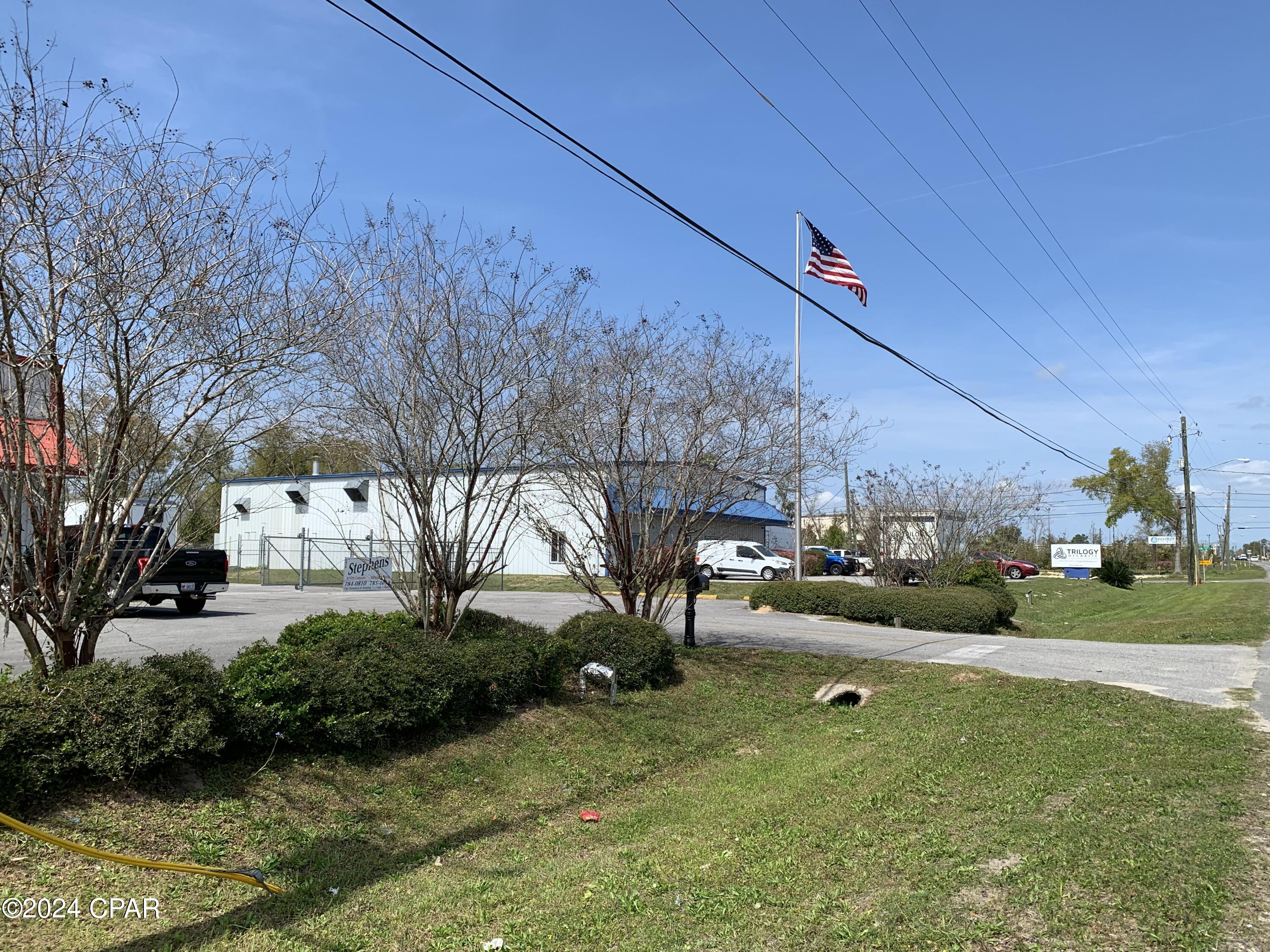 [No Recorded Subdiv] - Commercial Sale