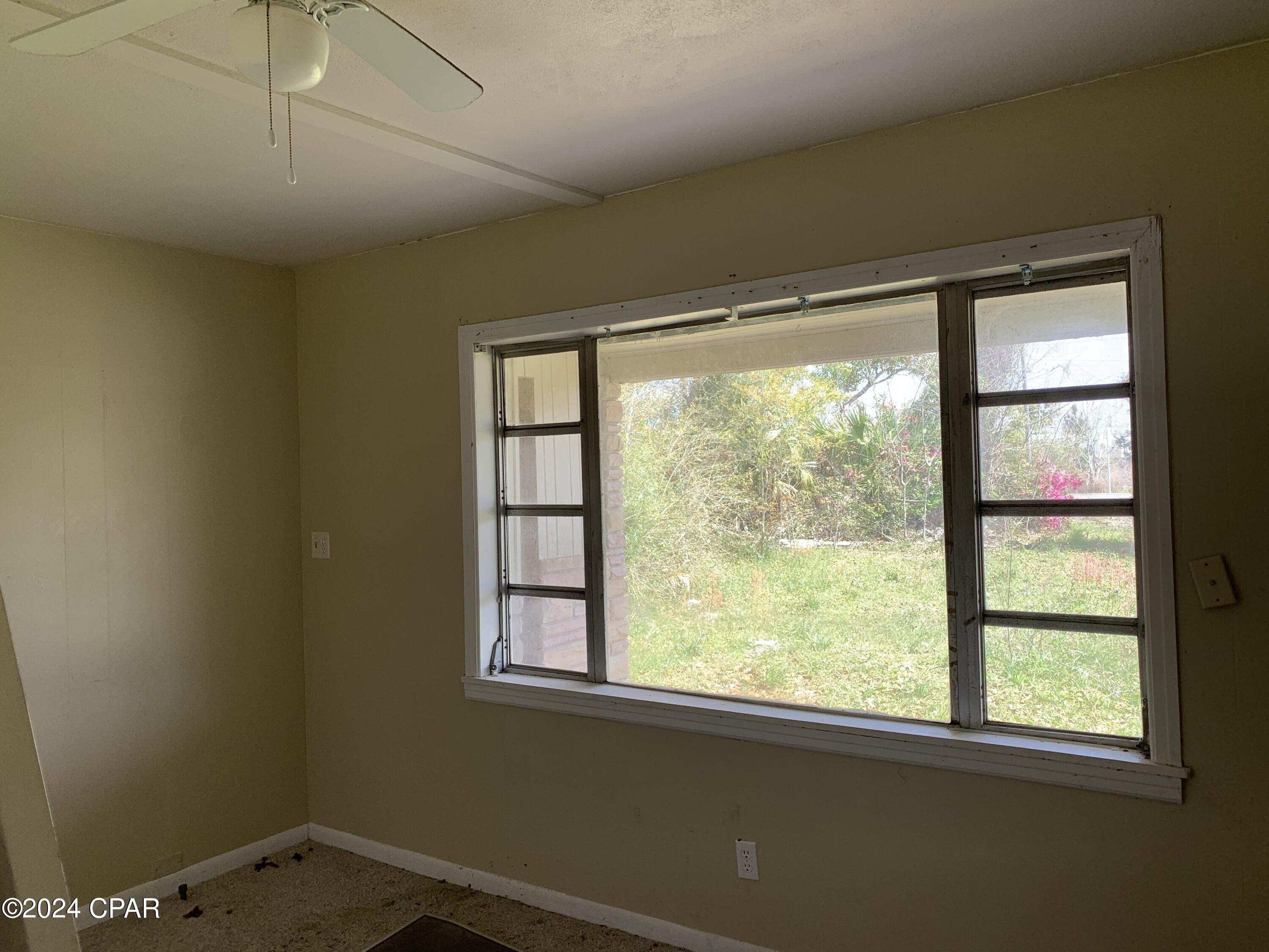 [No Recorded Subdiv] - Commercial Sale