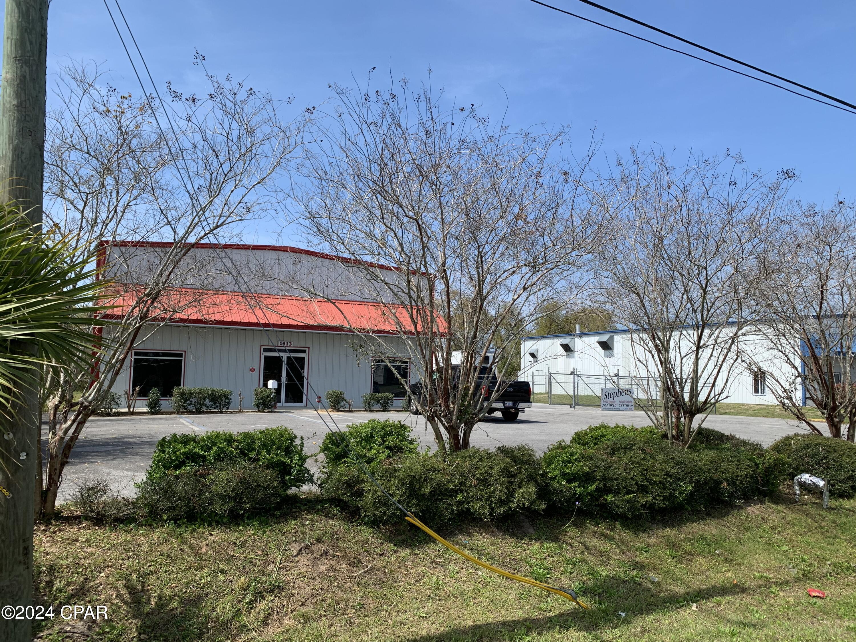 [No Recorded Subdiv] - Commercial Sale