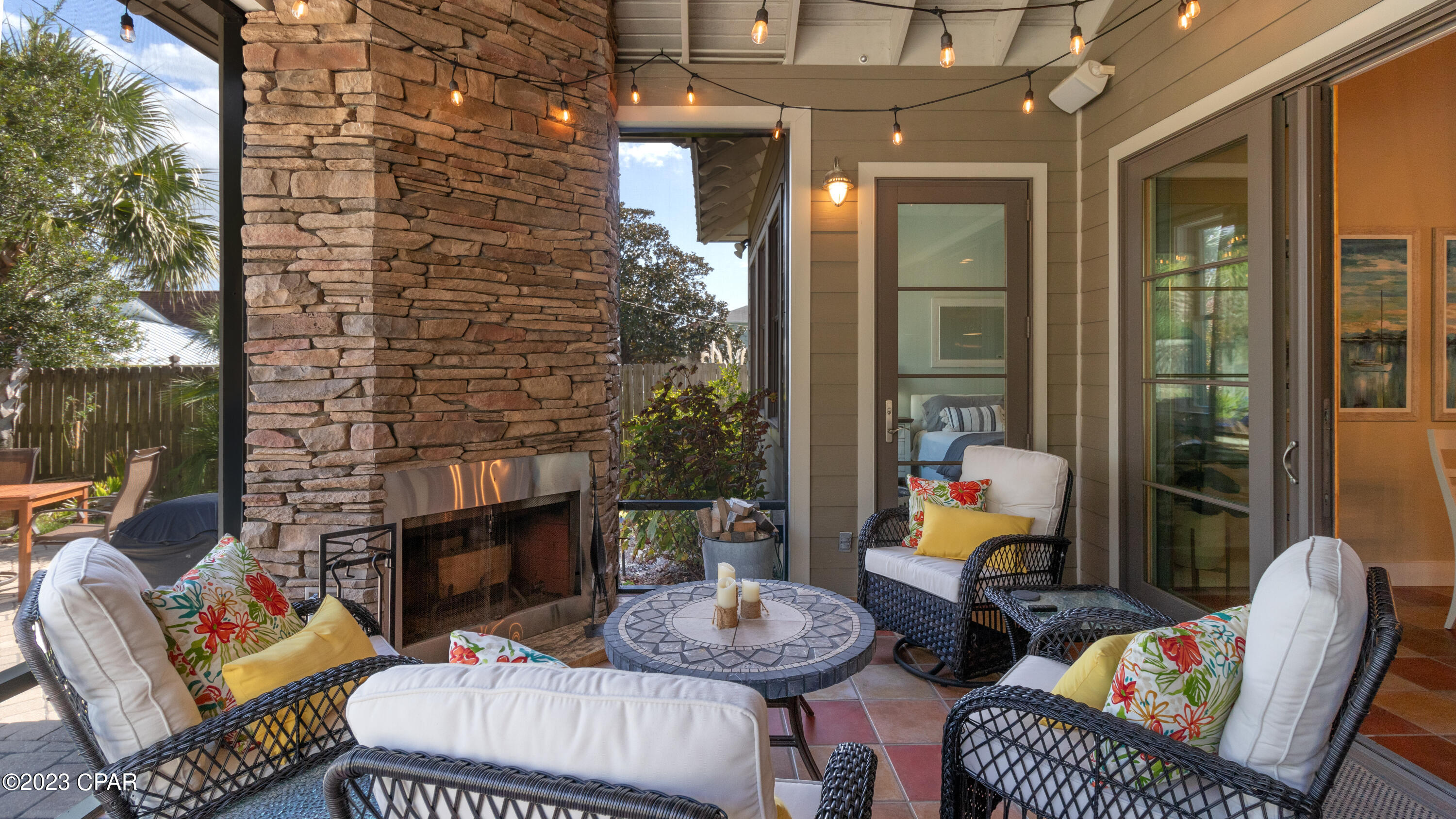 Santa Monica Beach - Residential