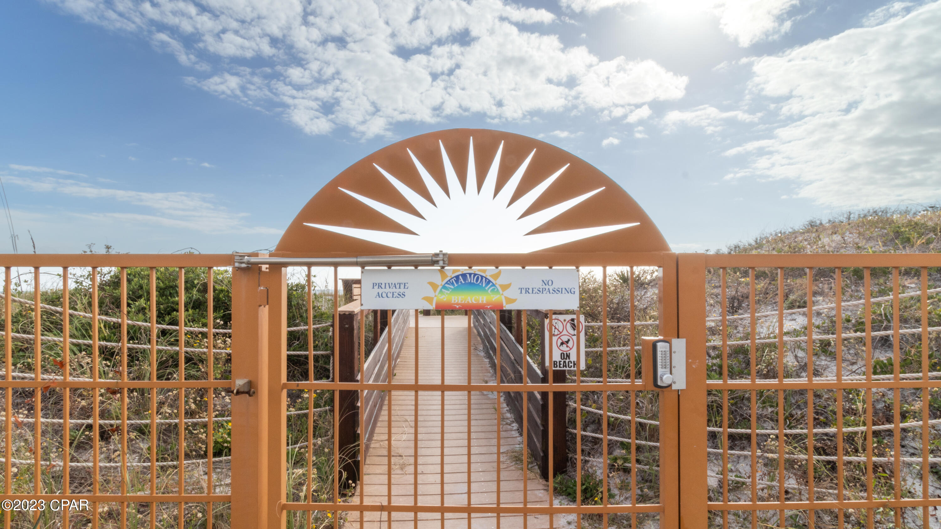 Santa Monica Beach - Residential