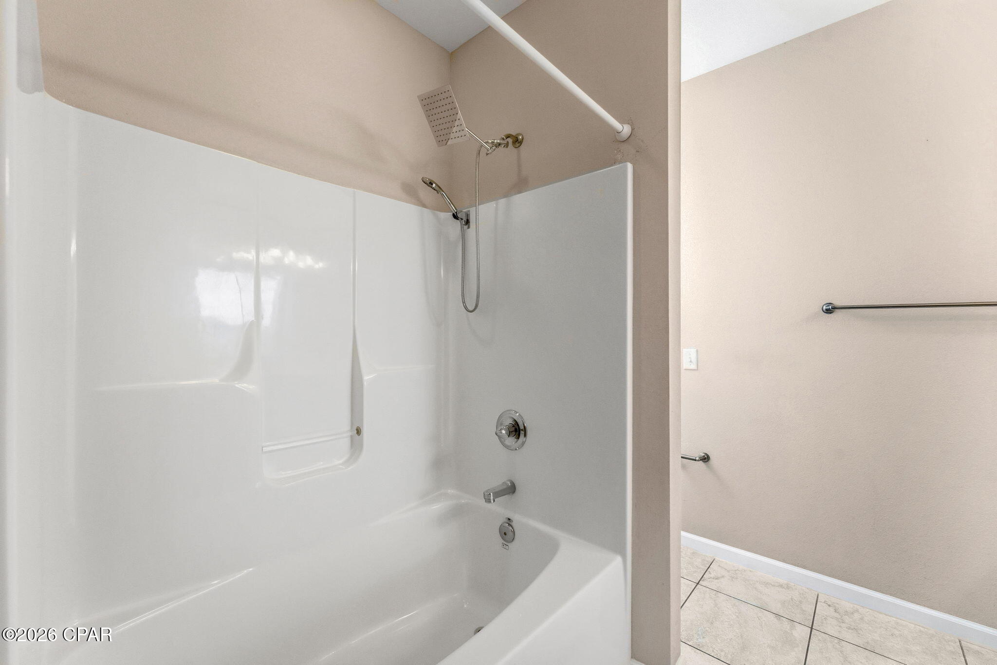 Hidden Lagoon - Residential Lease