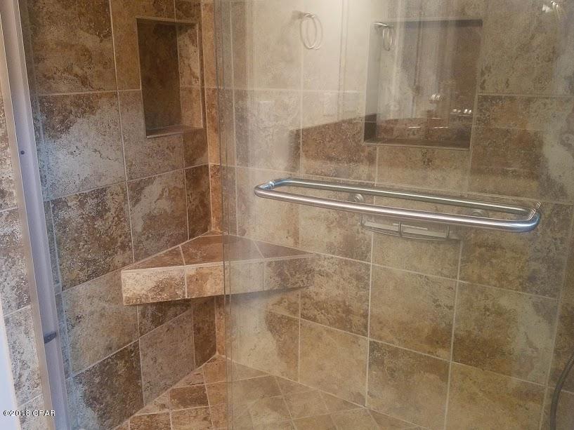 Lullwater Beach - Residential