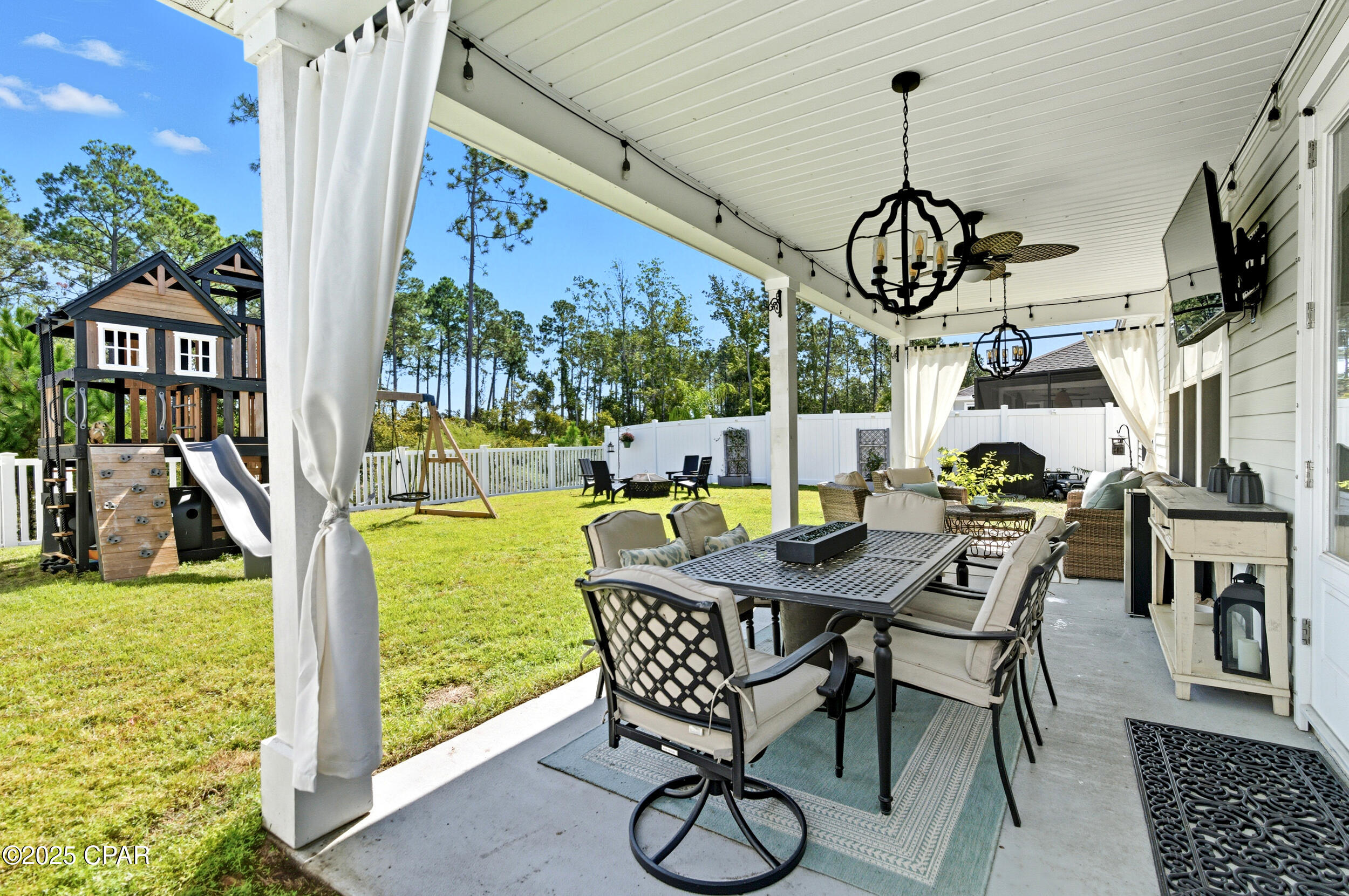 Breakfast Point - Residential