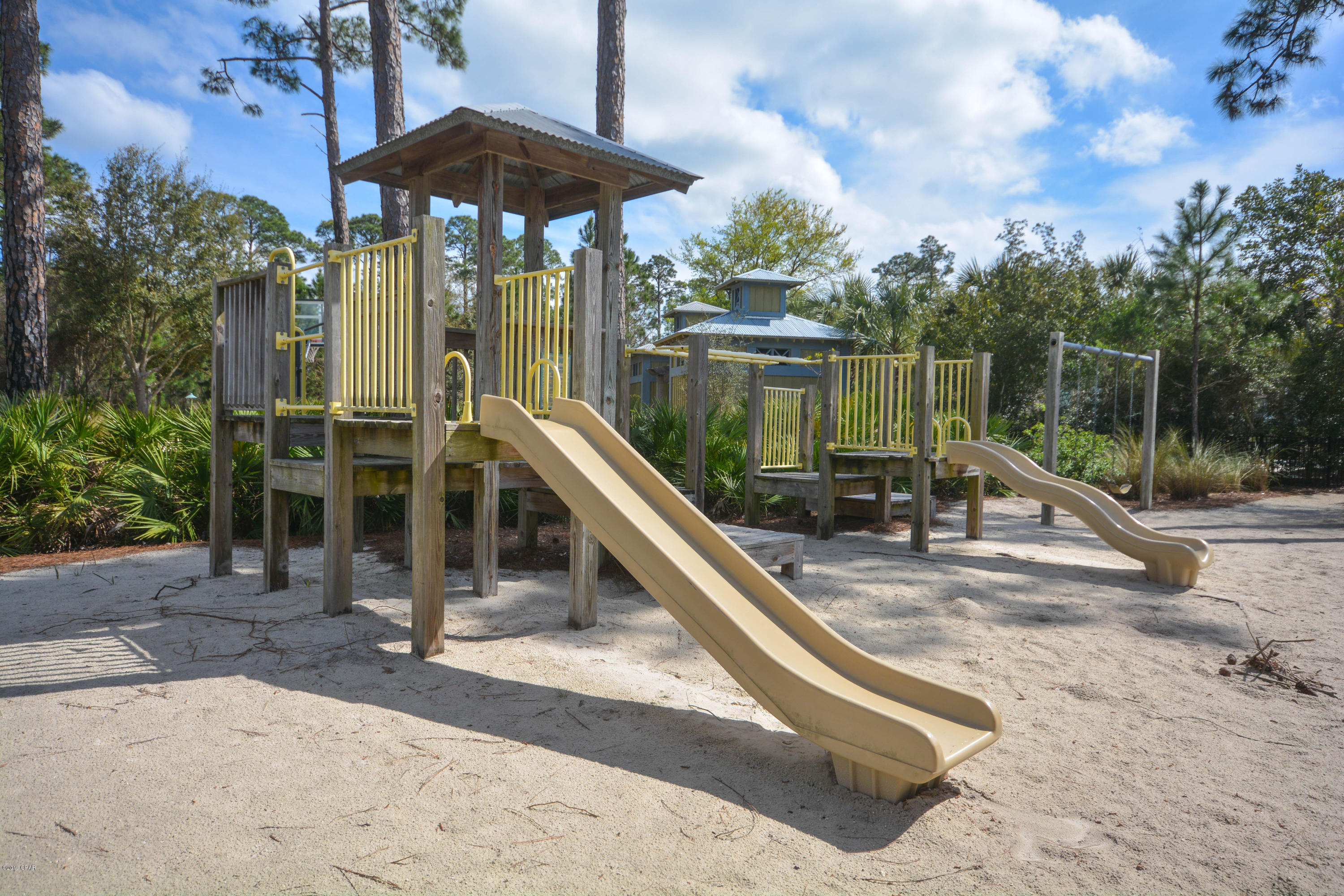 Martinique Phase II - Land