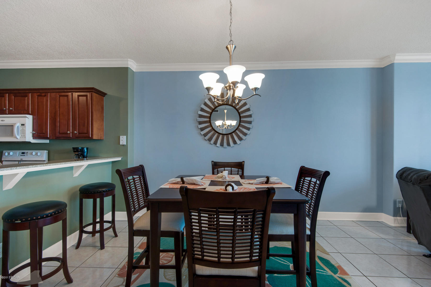 Tropic Winds - Residential