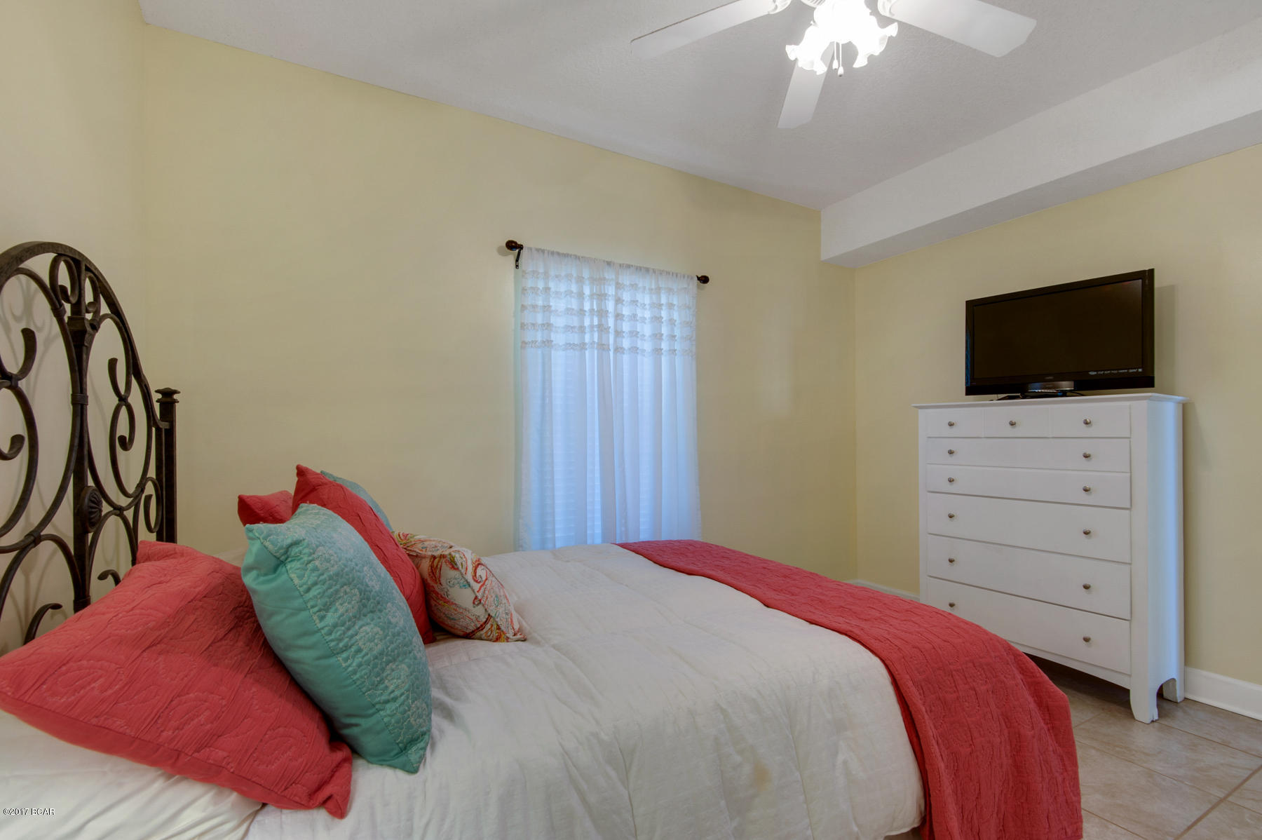 Tropic Winds - Residential