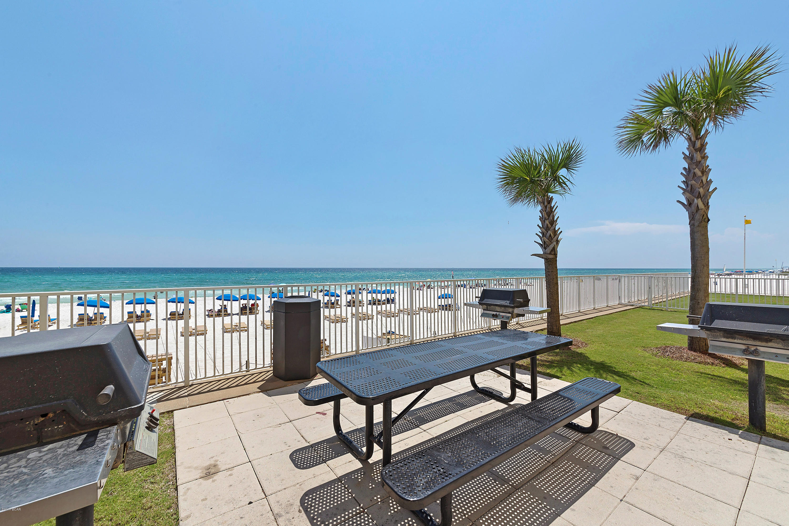 Tropic Winds - Residential